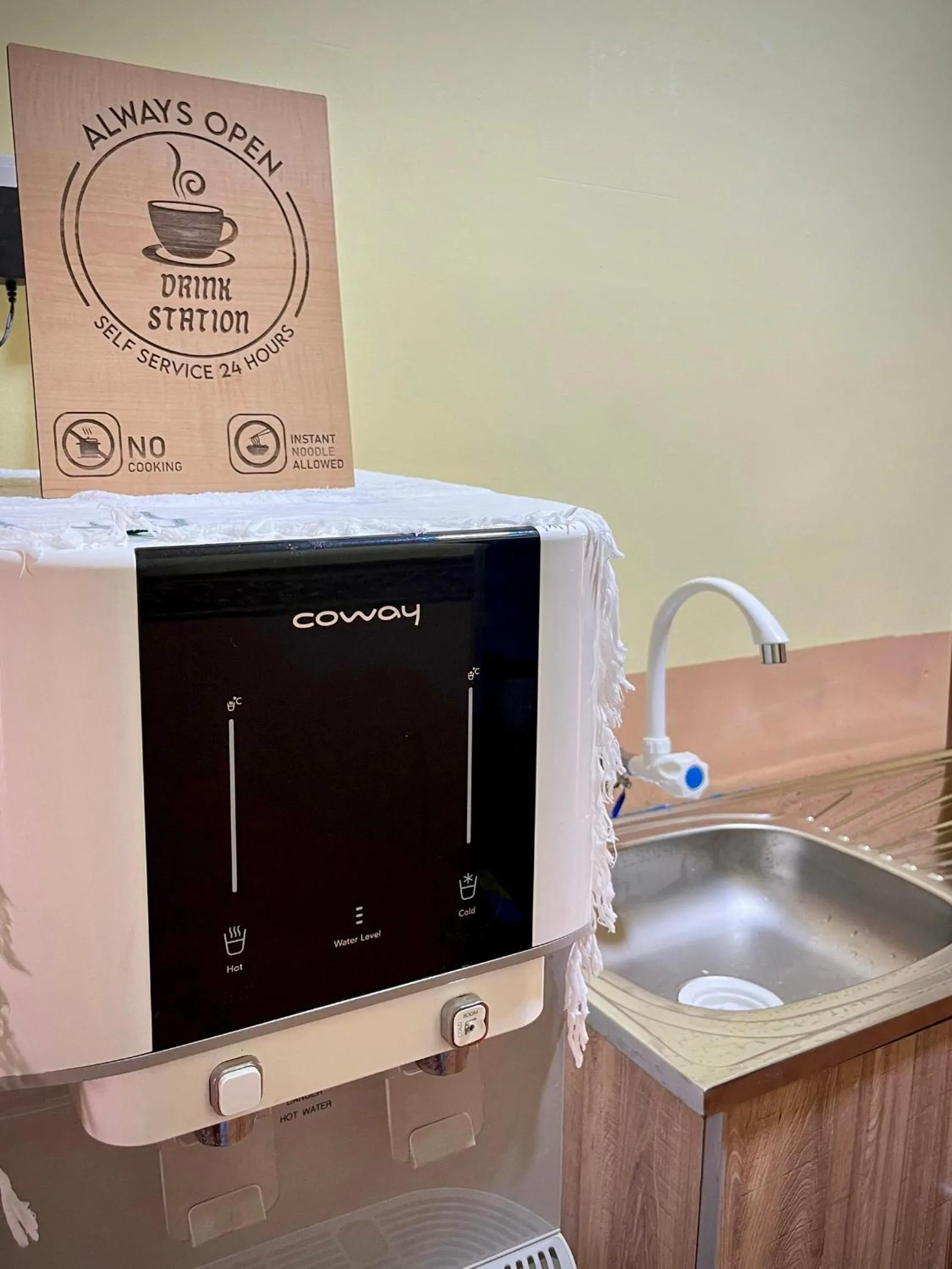 Coffee/tea facilities in Afie Roomstay KLIA Airport Transit