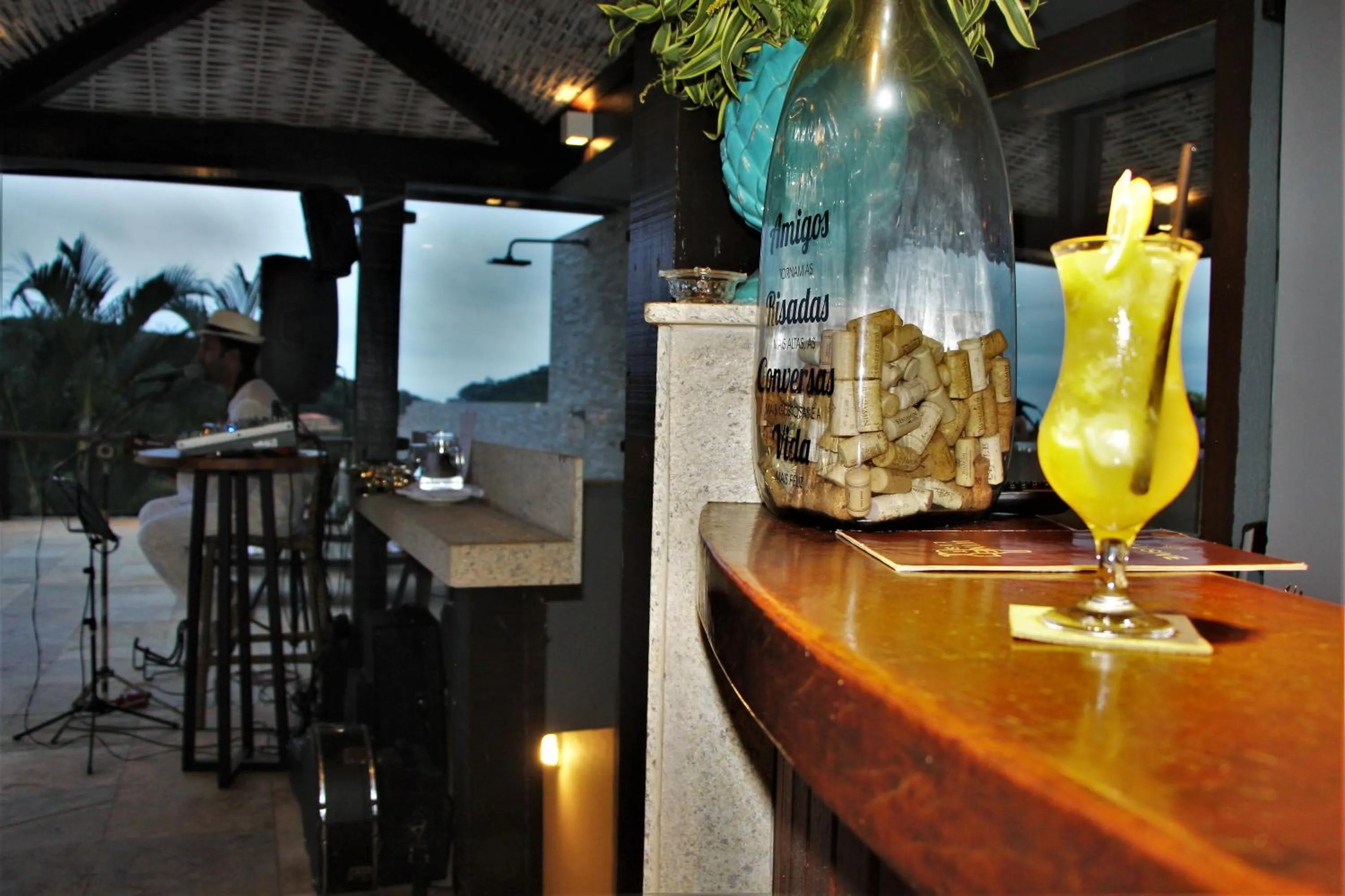 Restaurant/places to eat in Ilha Branca Exclusive Hotel