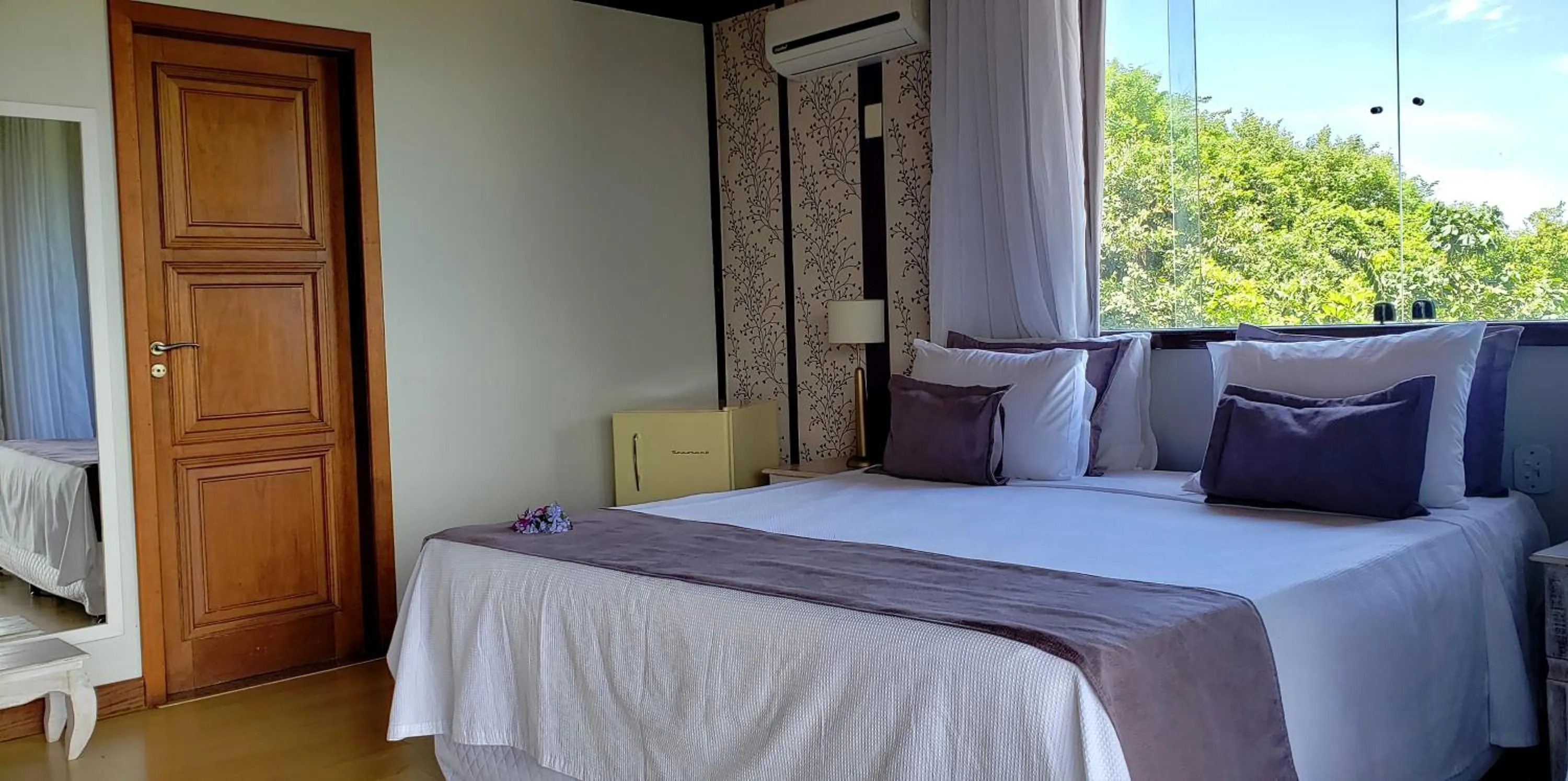 Photo of the whole room, Bed in Ilha Branca Exclusive Hotel