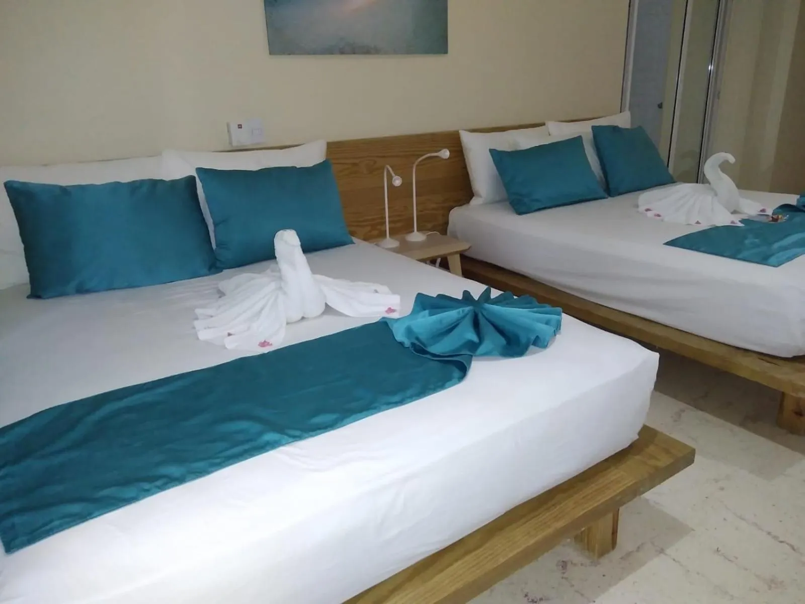 Bedroom, Bed in Paradise Island Beach Resort