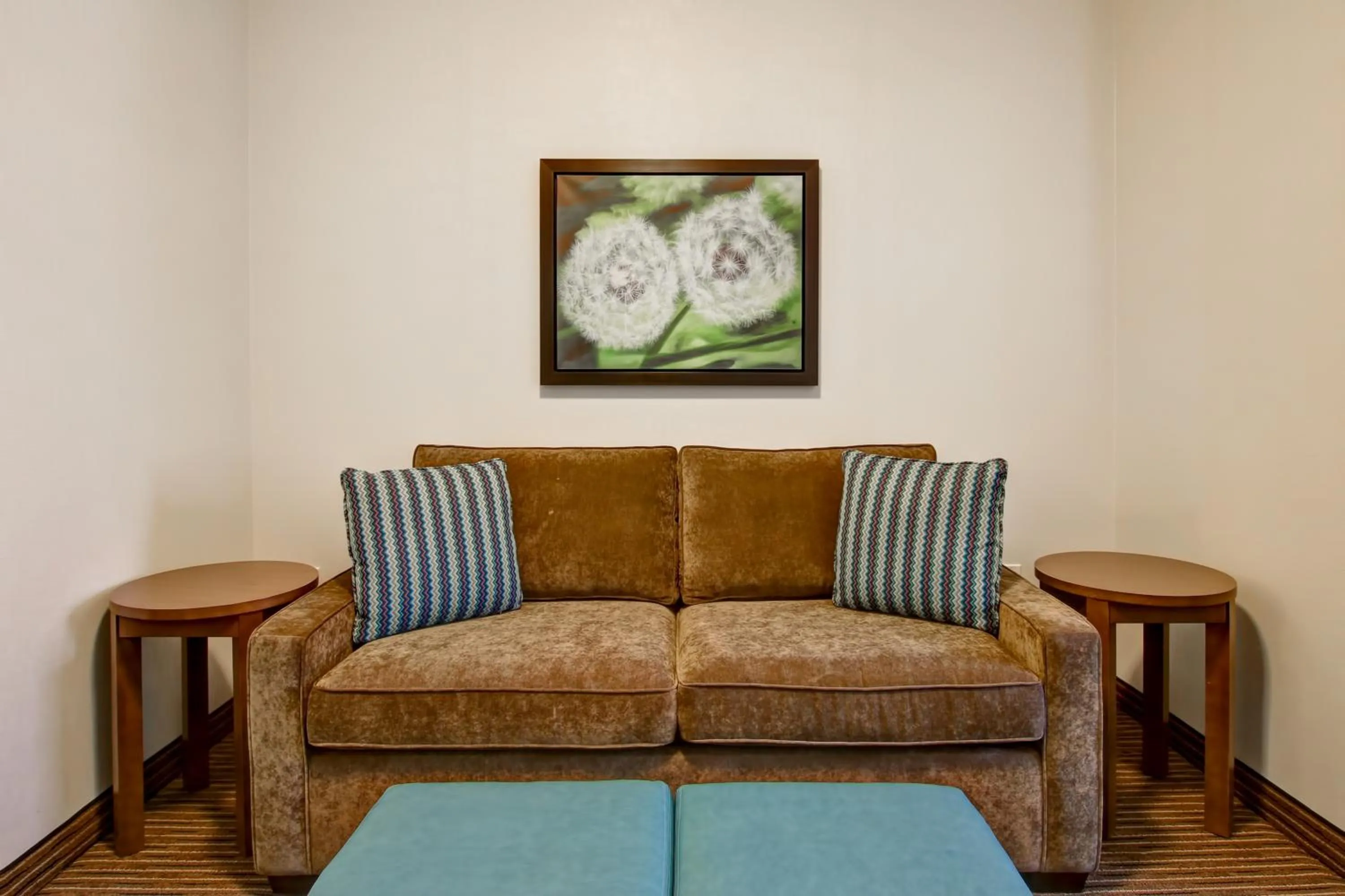 Seating area in Canalta Martensville