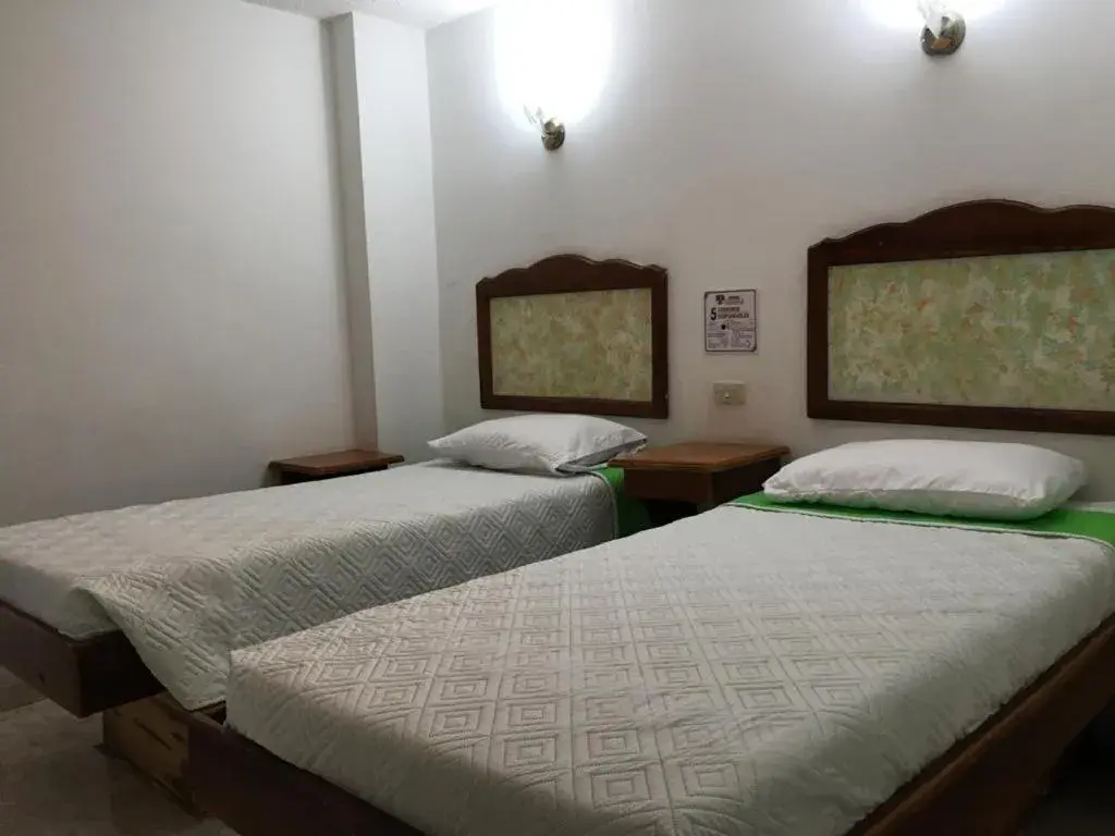Twin Room in Hotel Armont Calarca Twin Room in Hotel Armont Calarca