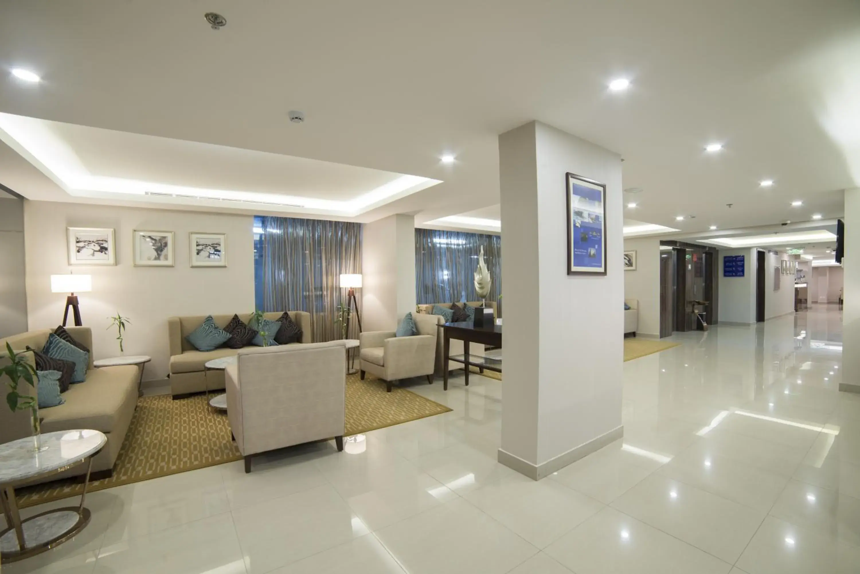 Lobby or reception in Tulip Inn - Taskeen Served Apartment Lobby or reception in Tulip Inn - Taskeen Served Apartment
