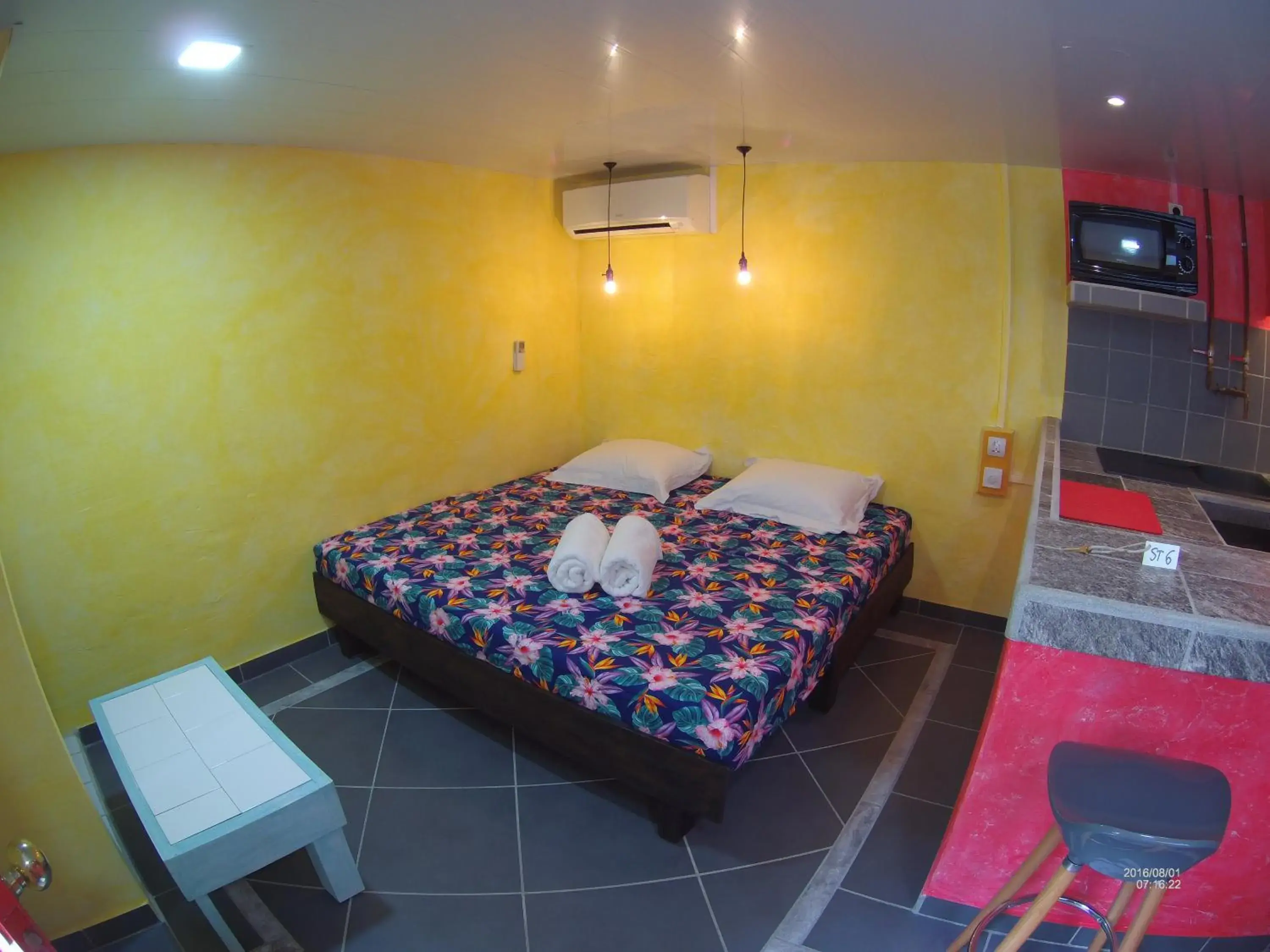 Studio Apartment in Sunset Hill Lodge Studio Apartment in Sunset Hill Lodge