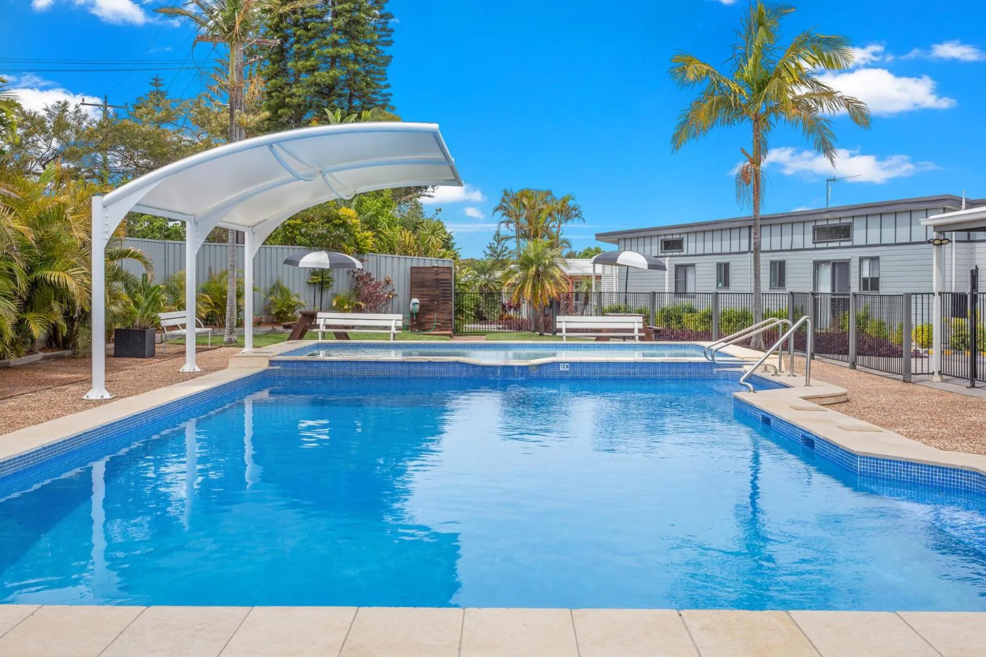 Swimming pool in Lifestyle Villages Redhead