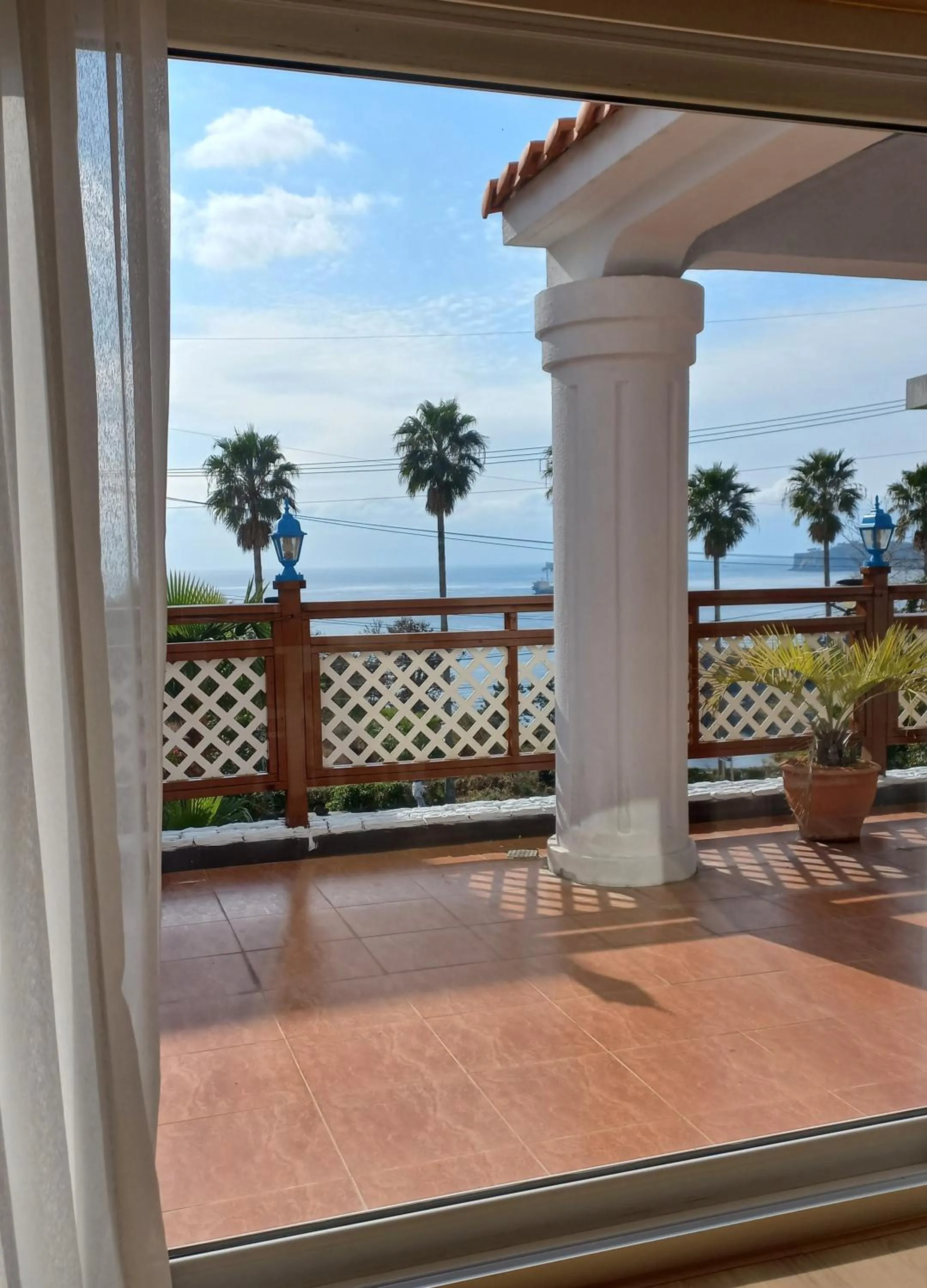 Sea view in Good Day Pension