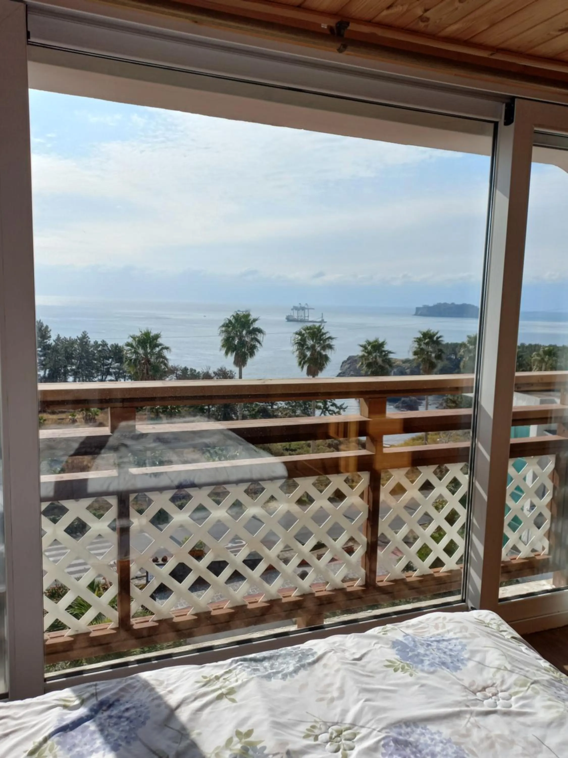 Sea view in Good Day Pension