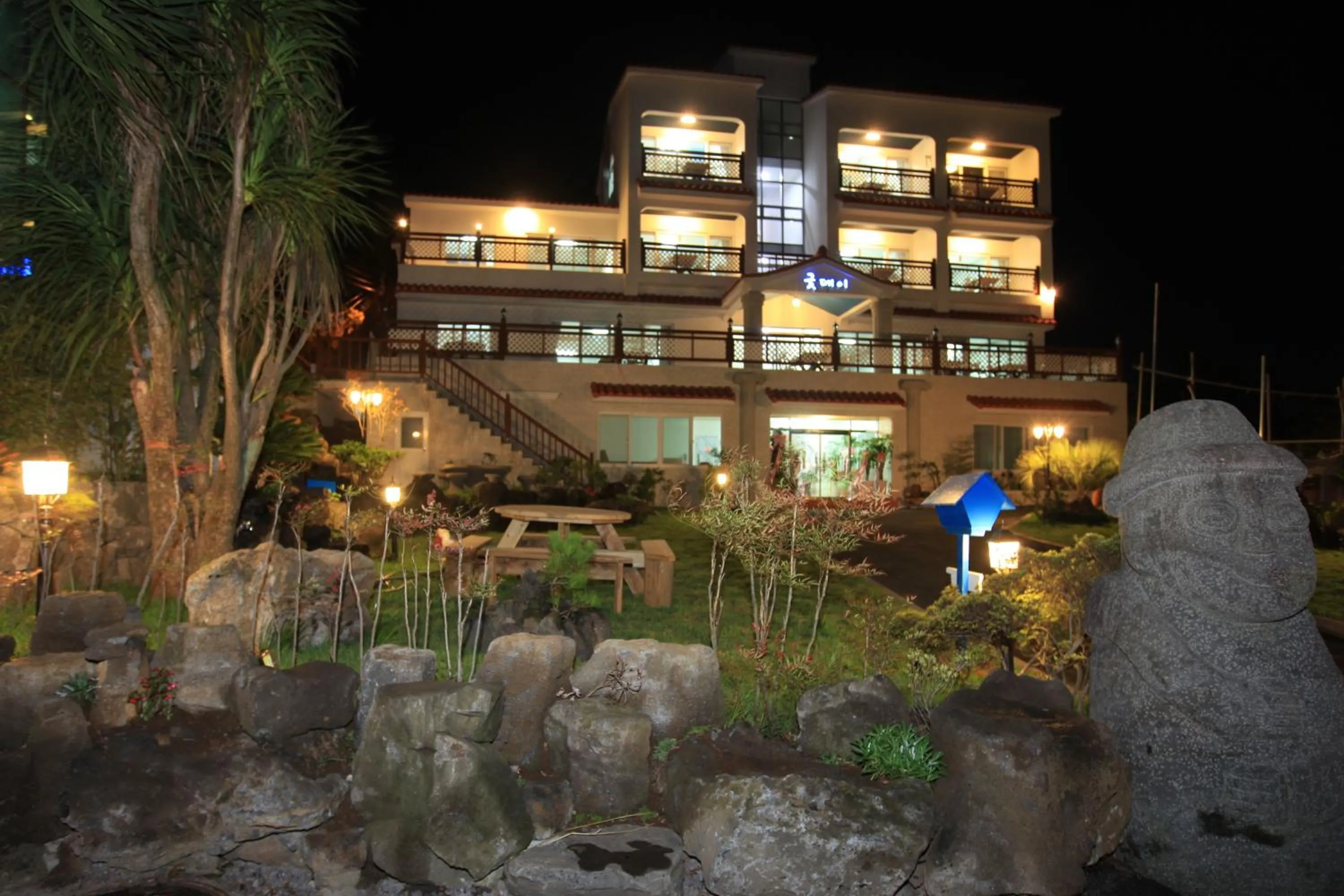 Nearby landmark in Good Day Pension