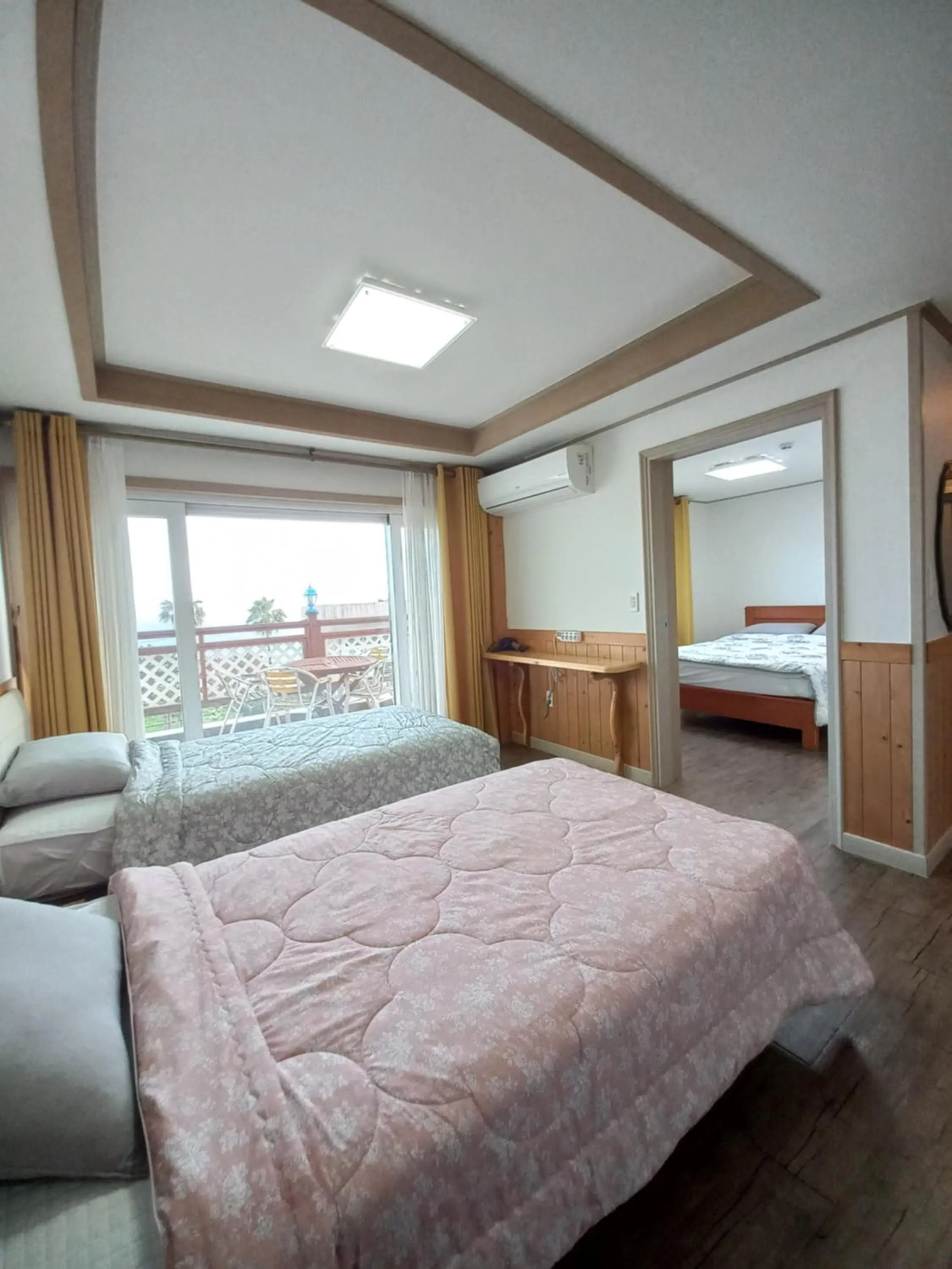 Sea view, Bed in Good Day Pension