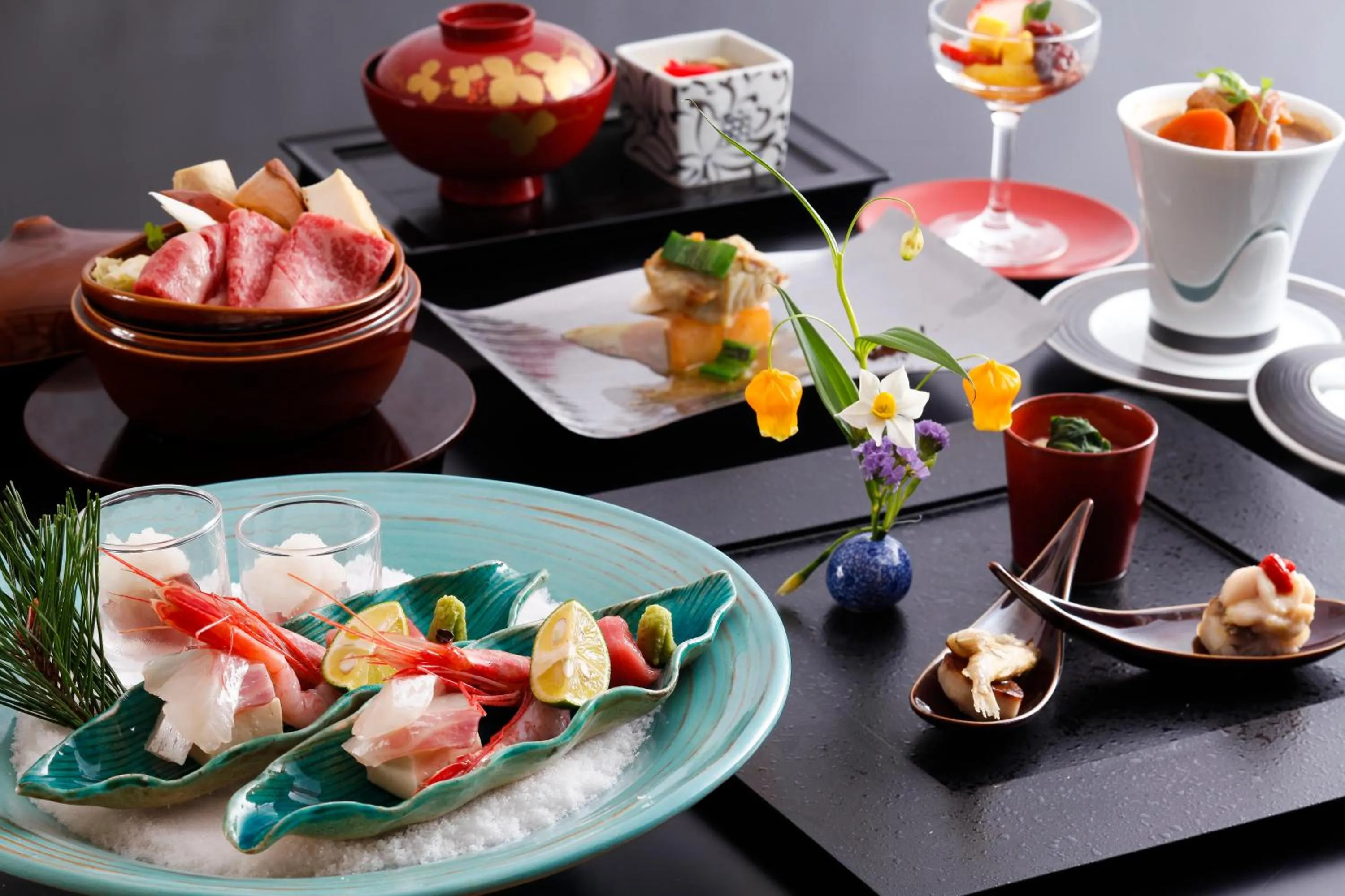 Restaurant/places to eat in Resorpia Kumihama