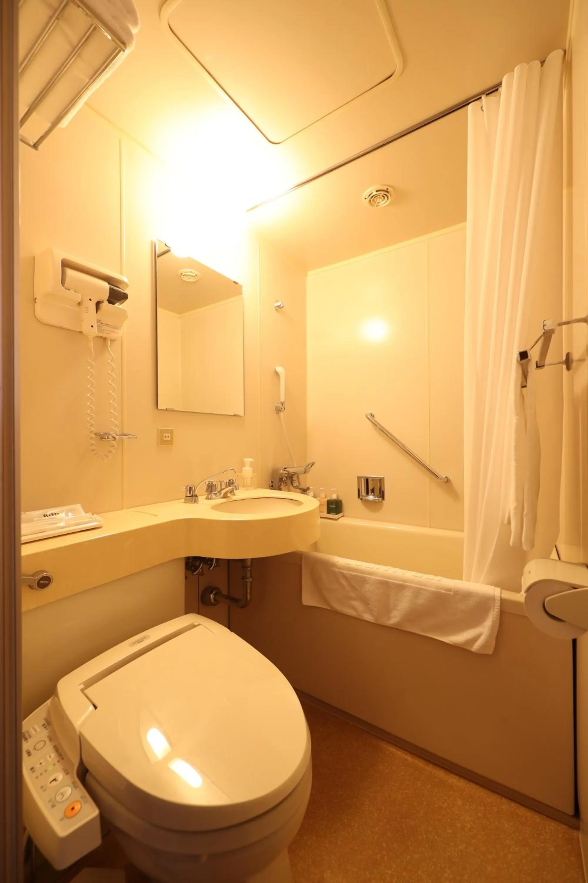 Shower in Resorpia Kumihama