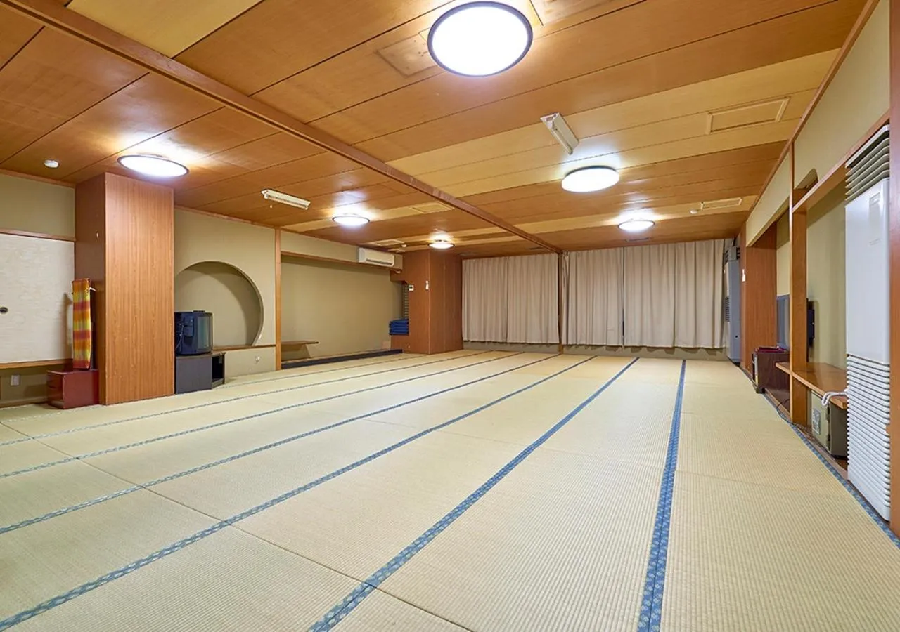 Seating area in Shinwaka Lodge