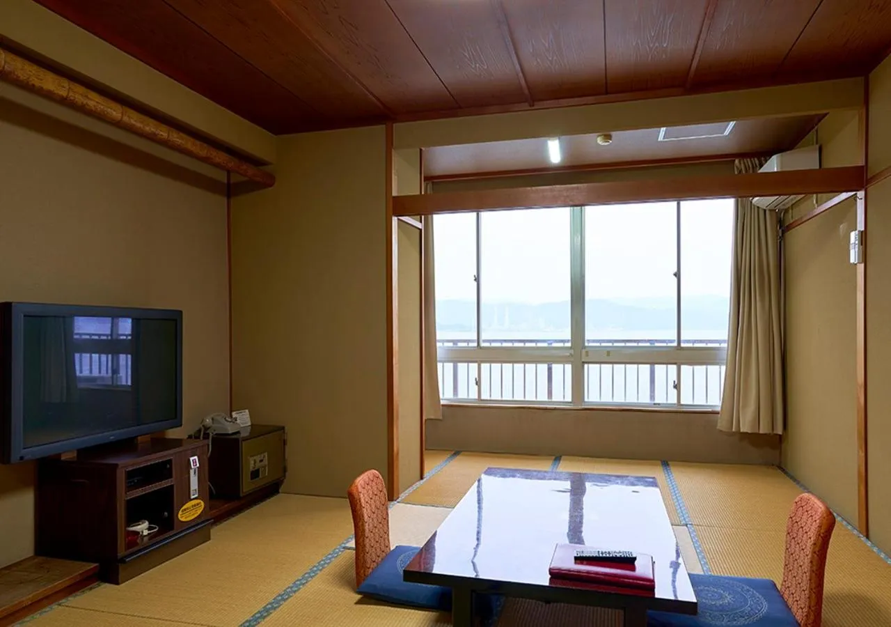 Seating area in Shinwaka Lodge