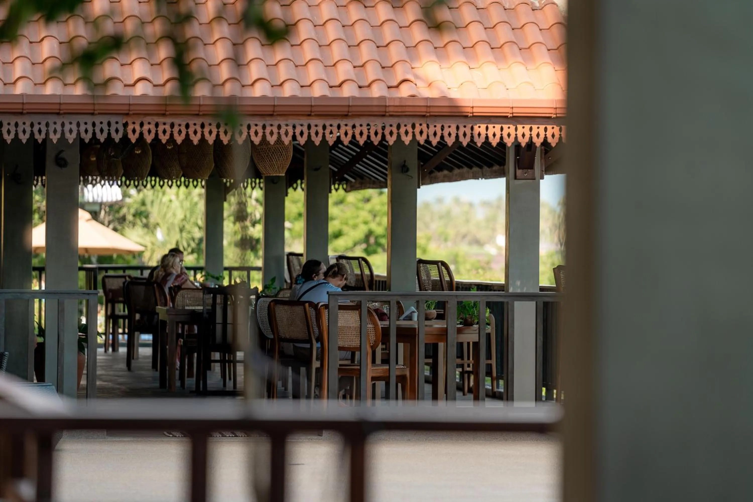 Restaurant/places to eat in Ananthaya Beach
