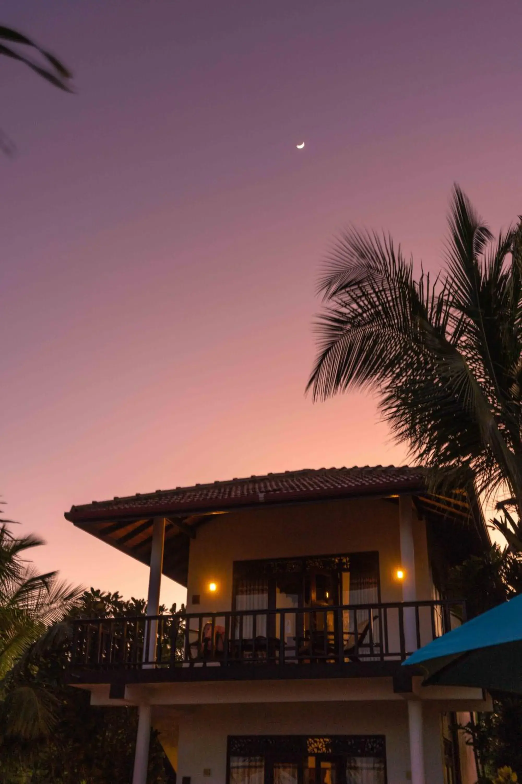 Property building in Ananthaya Beach Property building in Ananthaya Beach