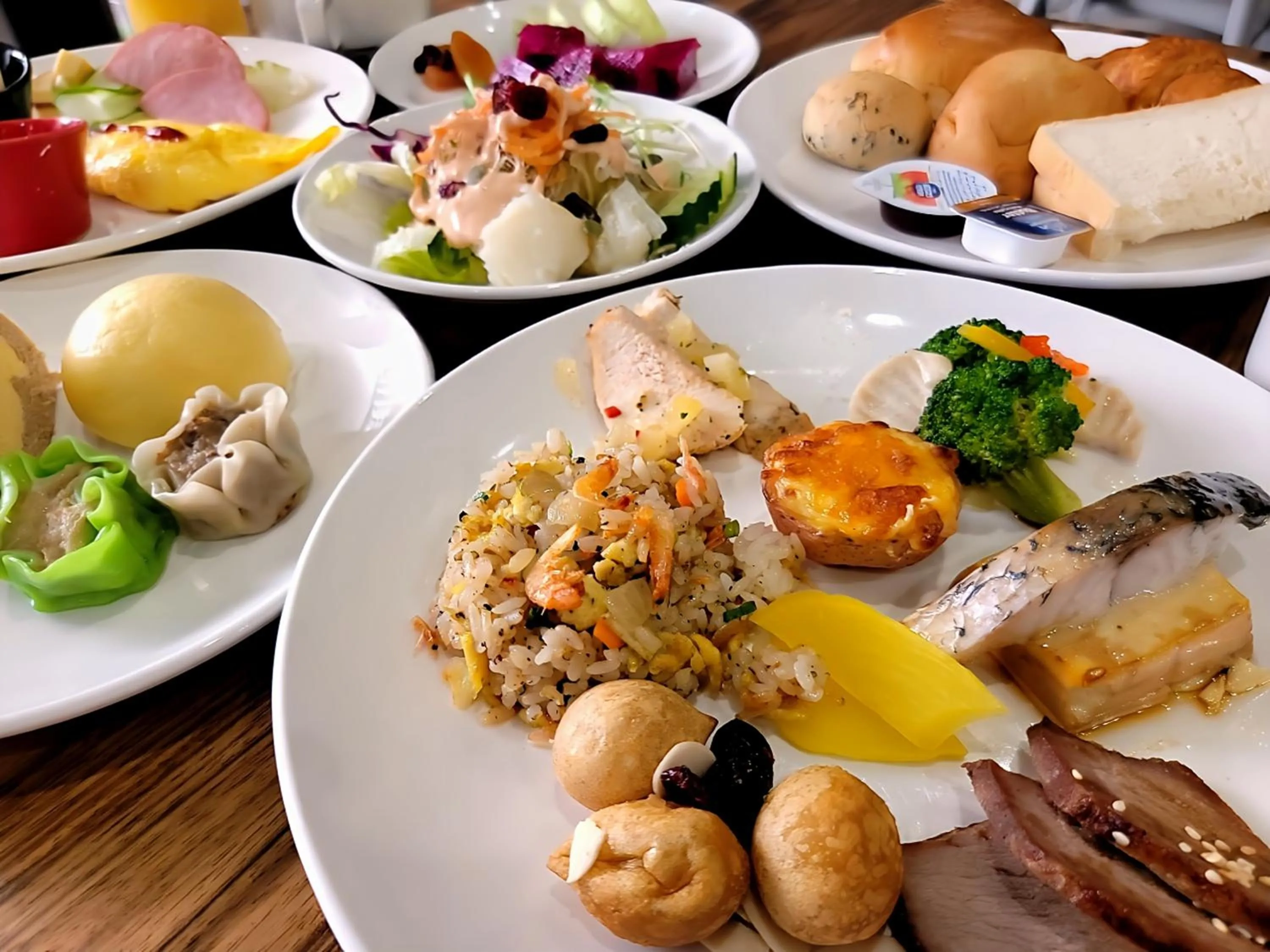 Food and drinks in Freedom Design Hotel