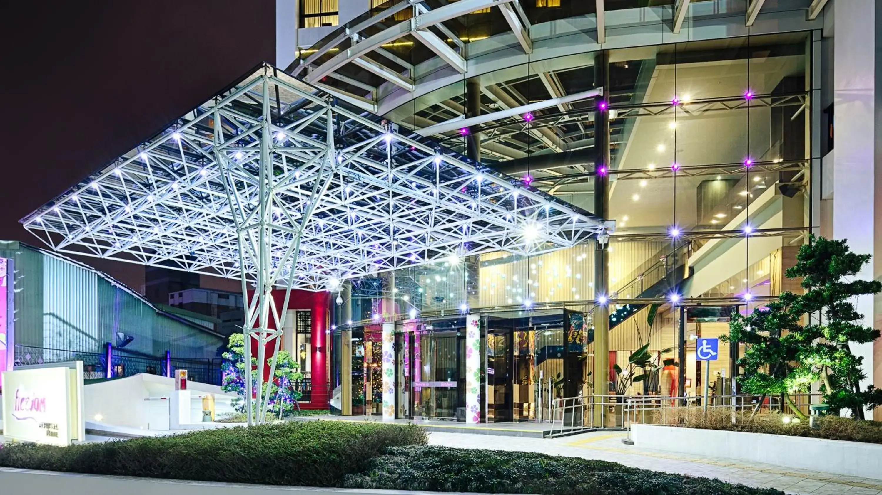 Property building in Freedom Design Hotel Property building in Freedom Design Hotel