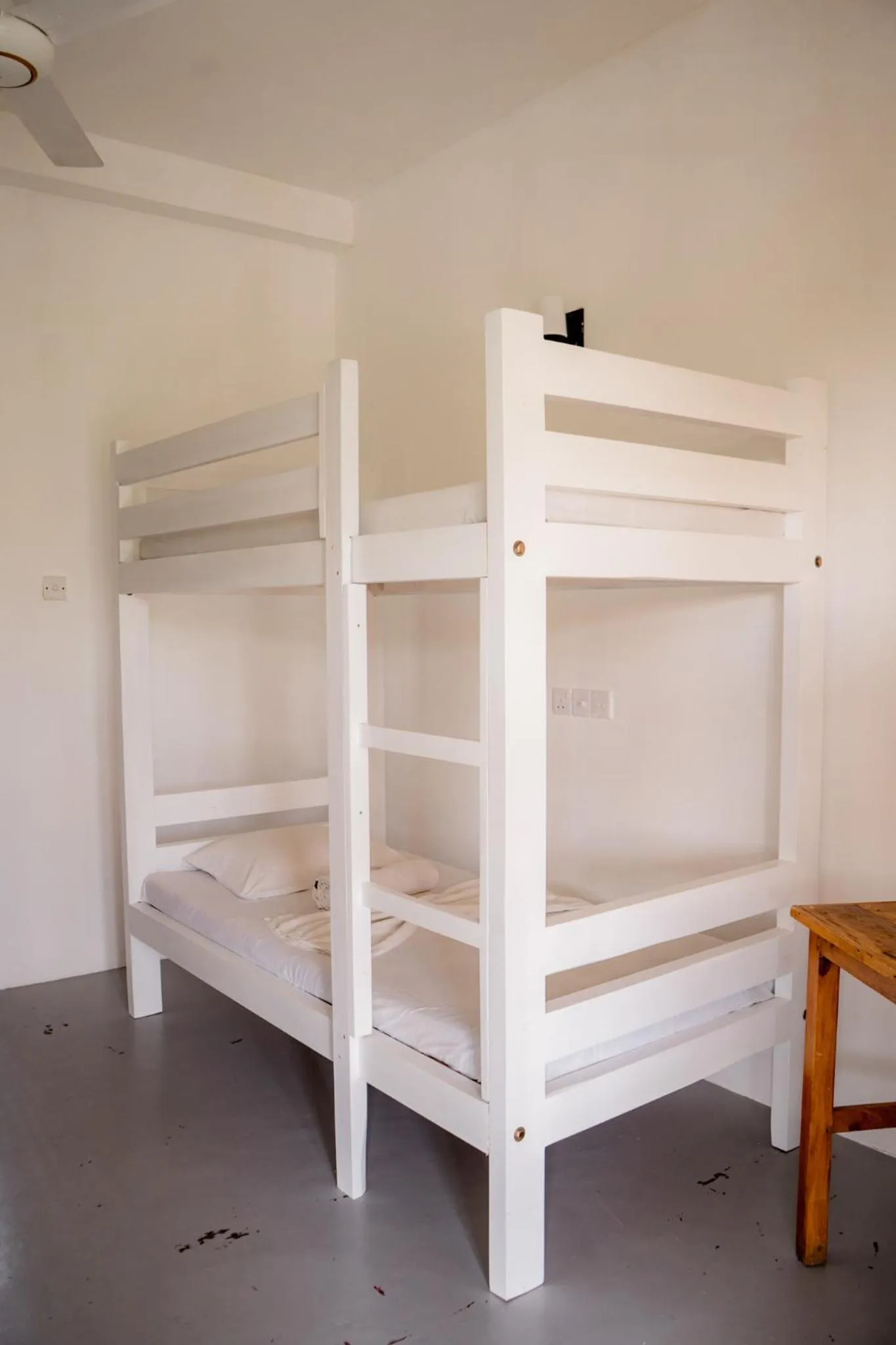 Photo of the whole room, Bed in Asanka Surf House & Restaurant with pool