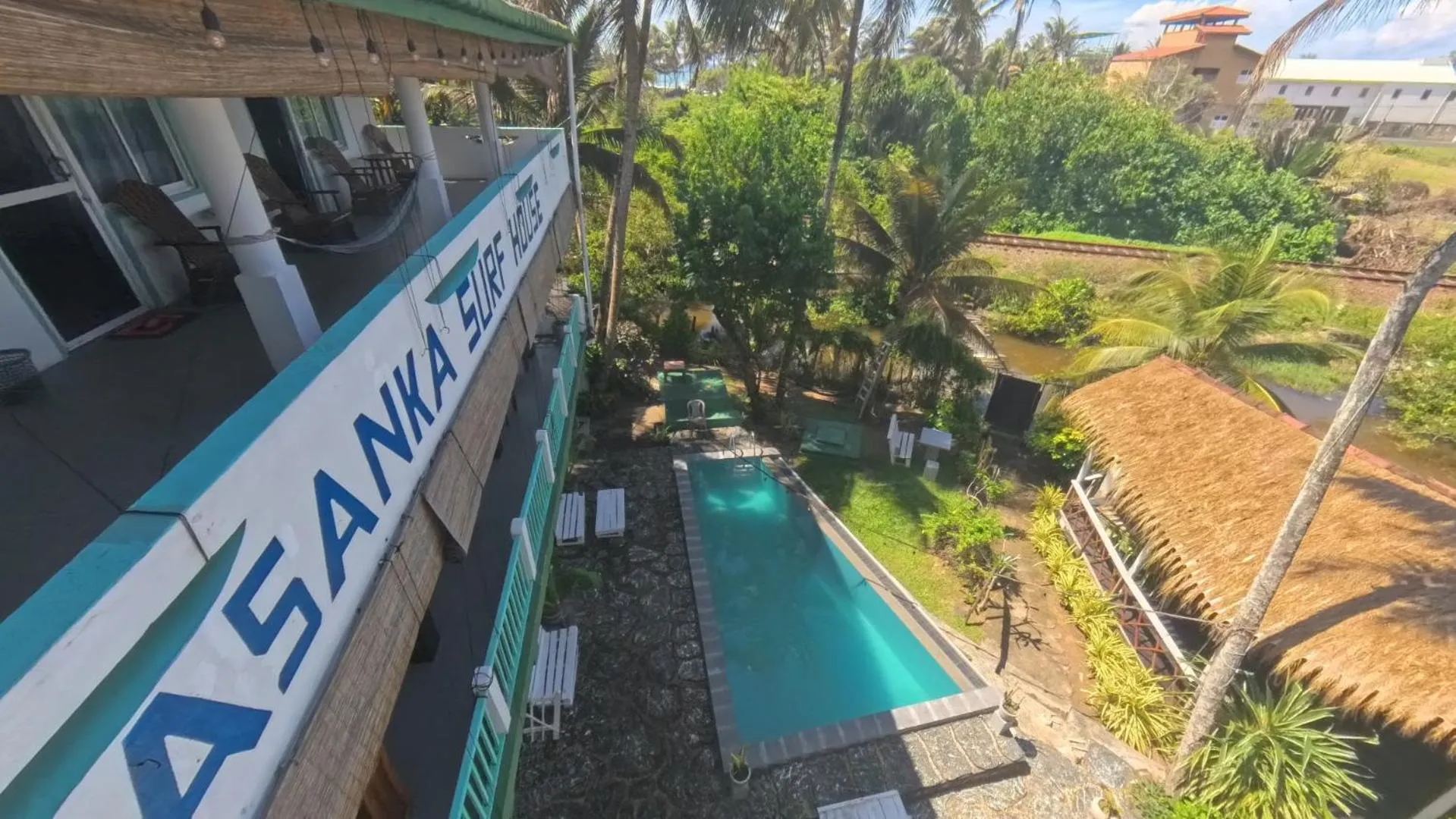 Garden in Asanka Surf House & Restaurant with pool