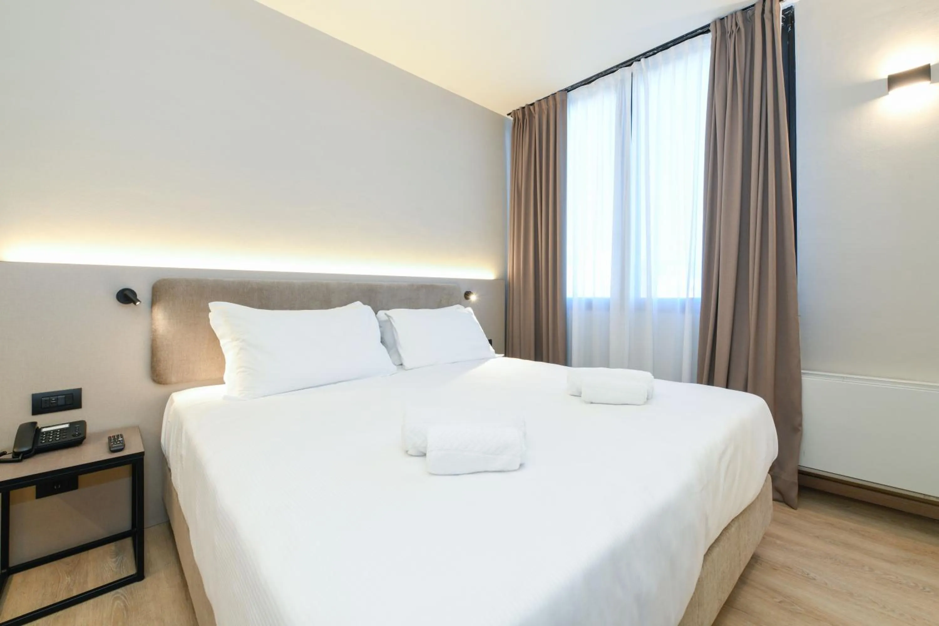 Bed in Best Western Hotel Garda