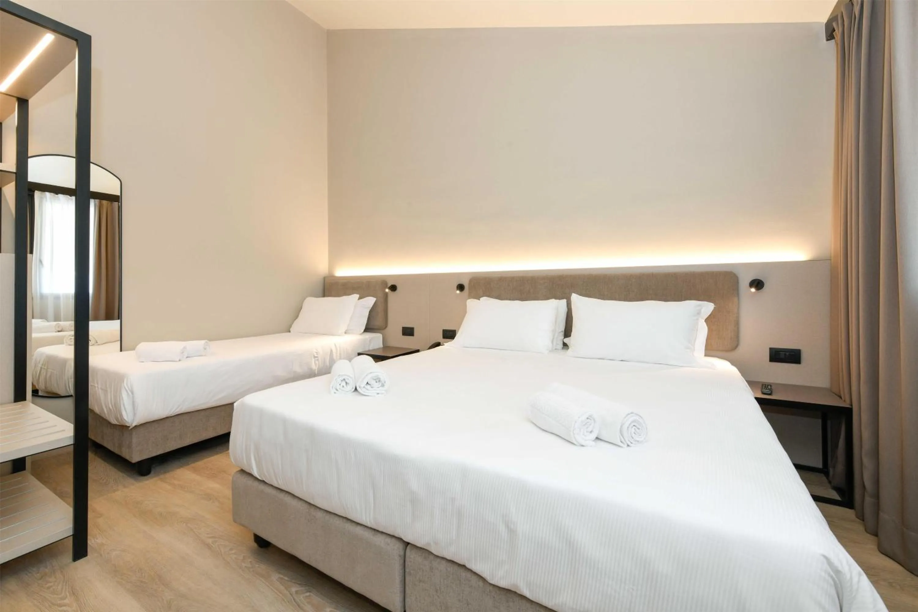 Other, Bed in Best Western Hotel Garda