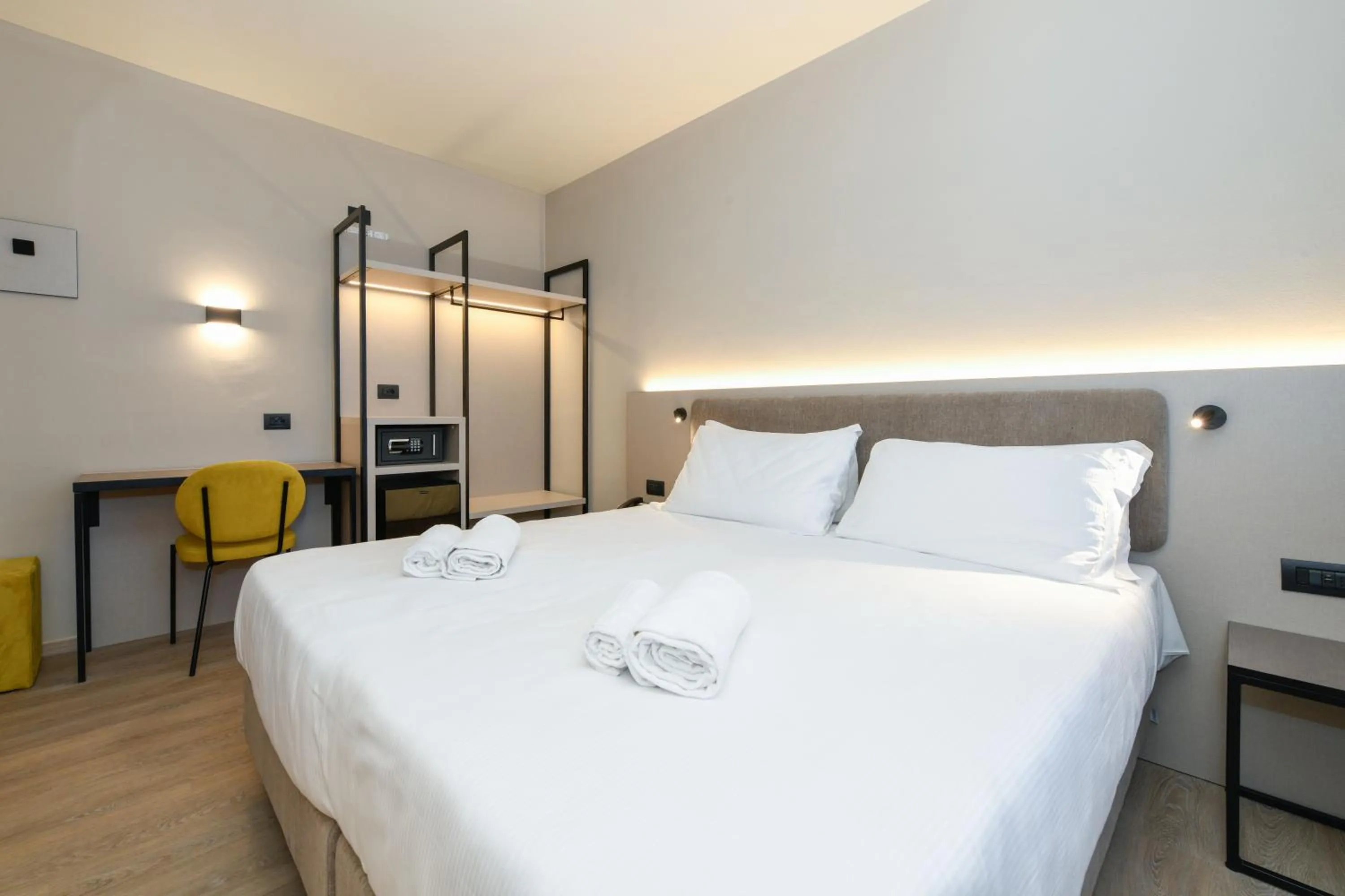 Bed in Best Western Hotel Garda