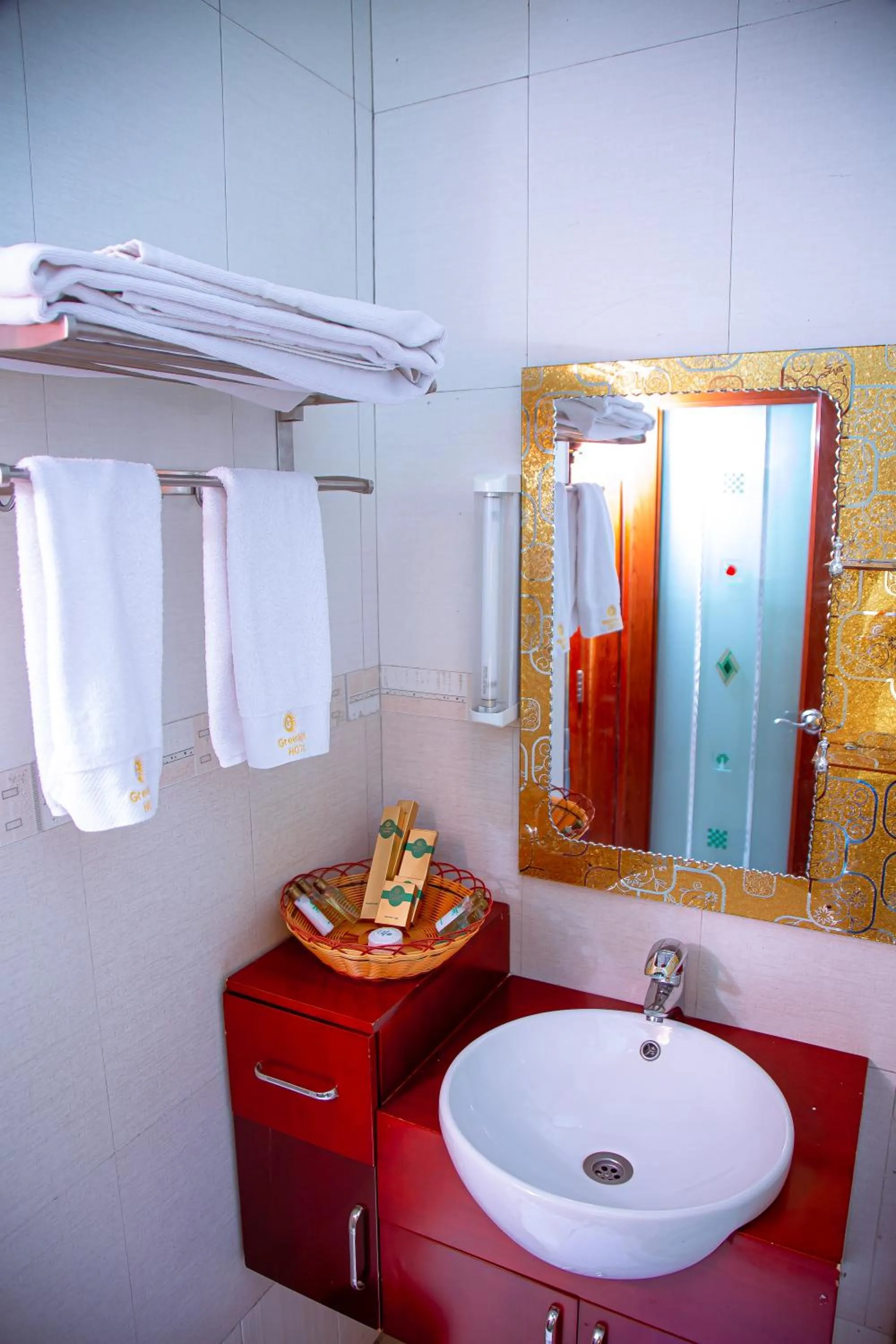 Bathroom in Greenlight Hotel