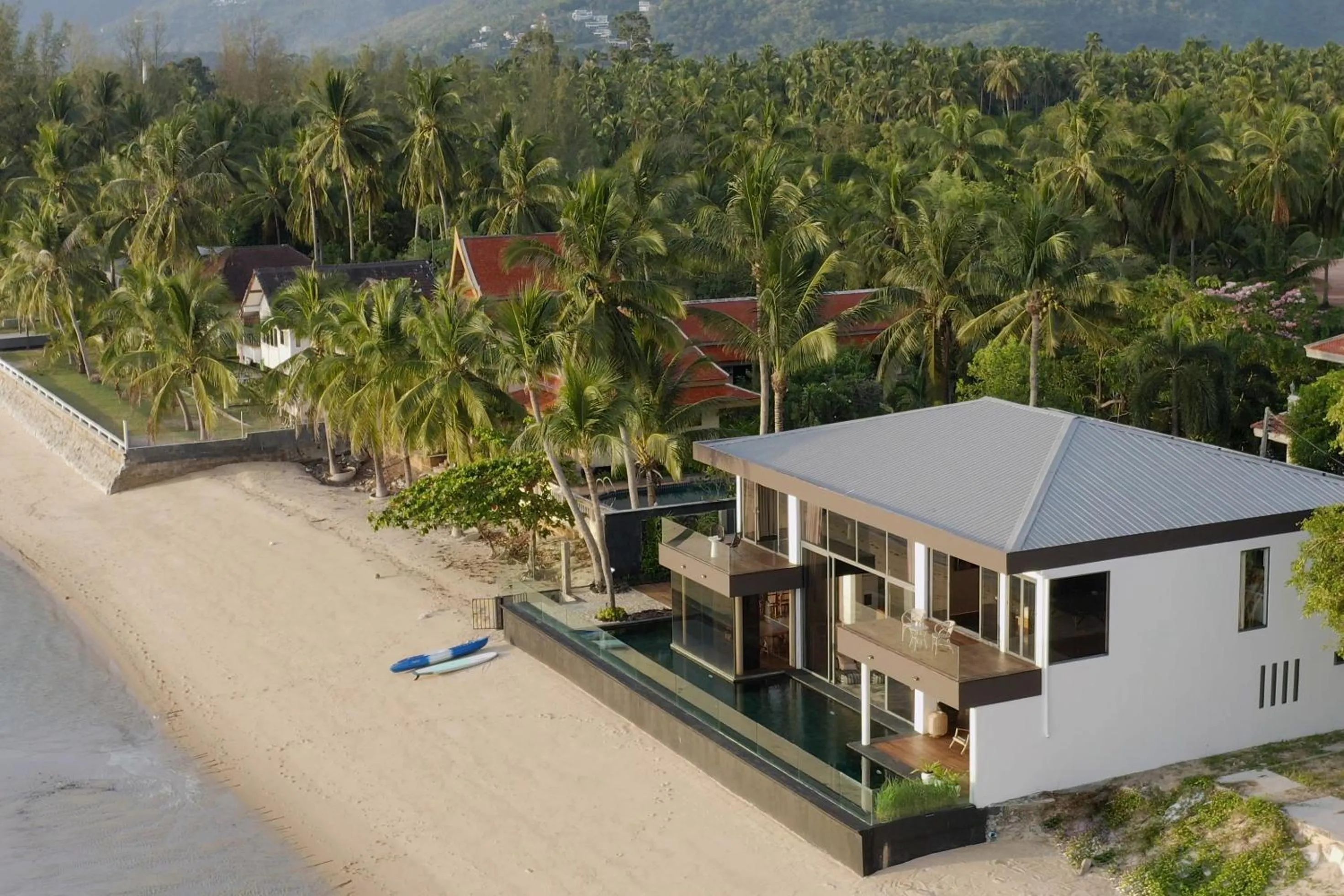 Property building in Villa U - 3BR Beachfront Haven