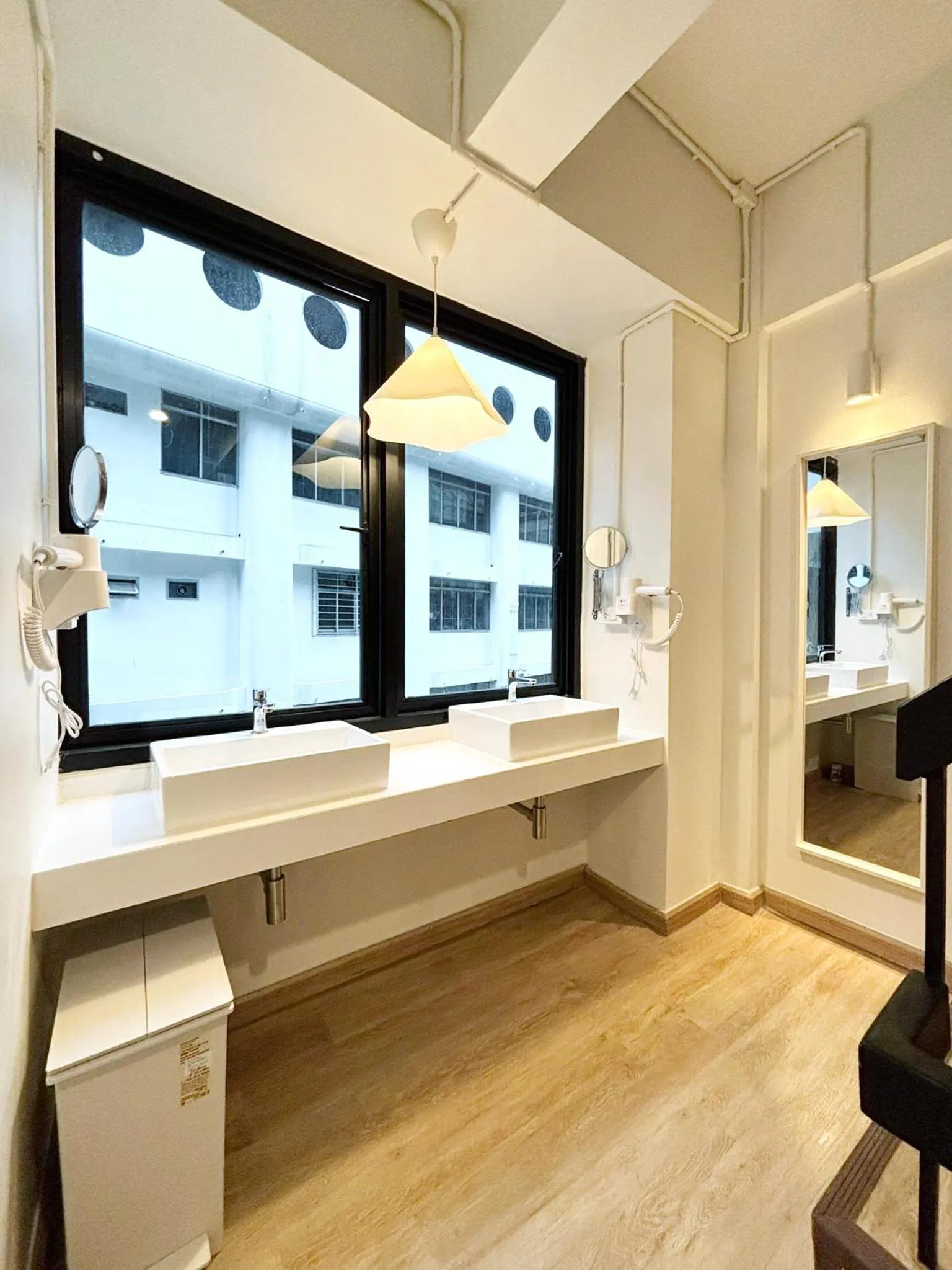 Monomer Hostel Bangkok