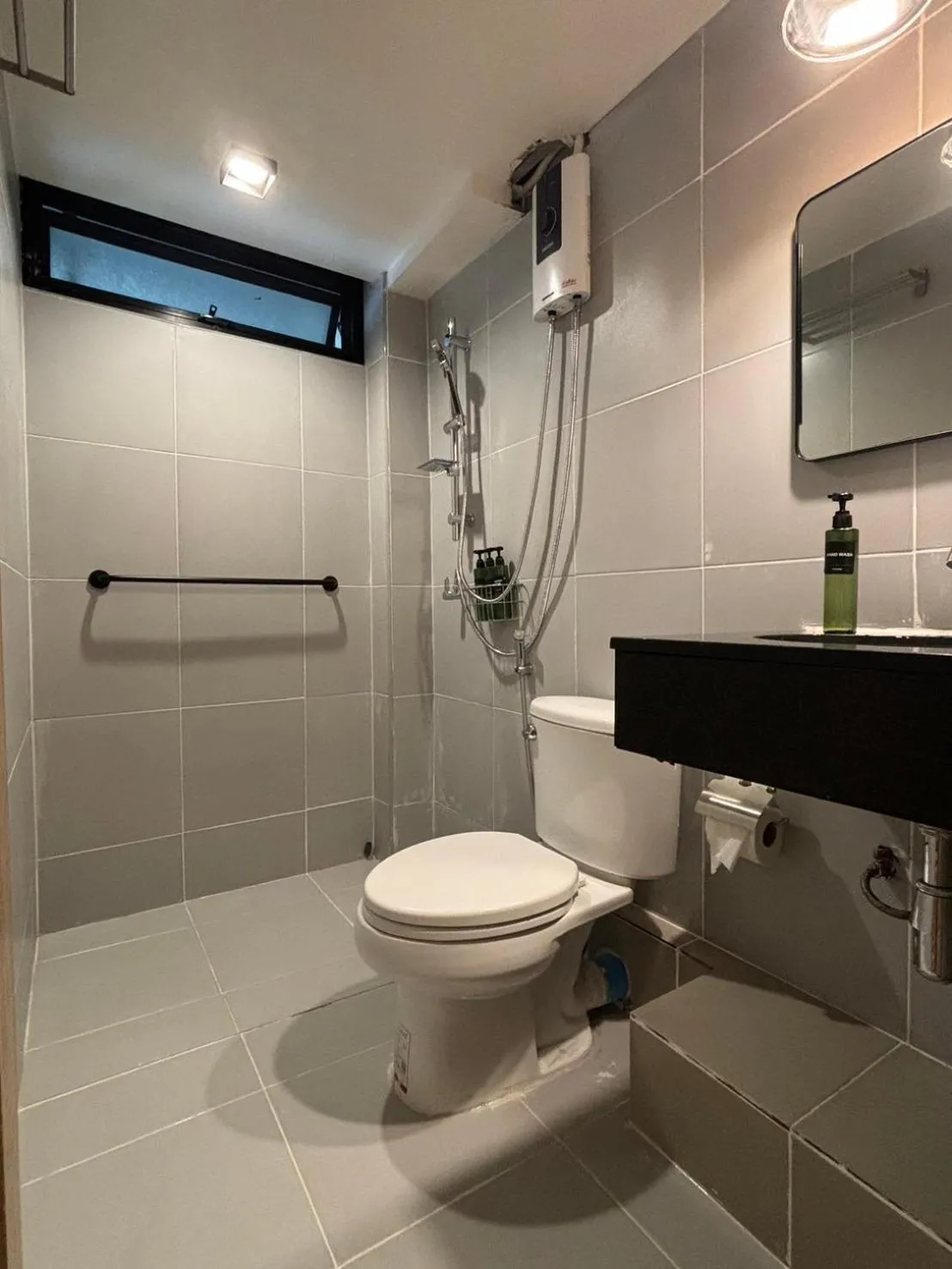 Toilet in Monomer Hostel Bangkok