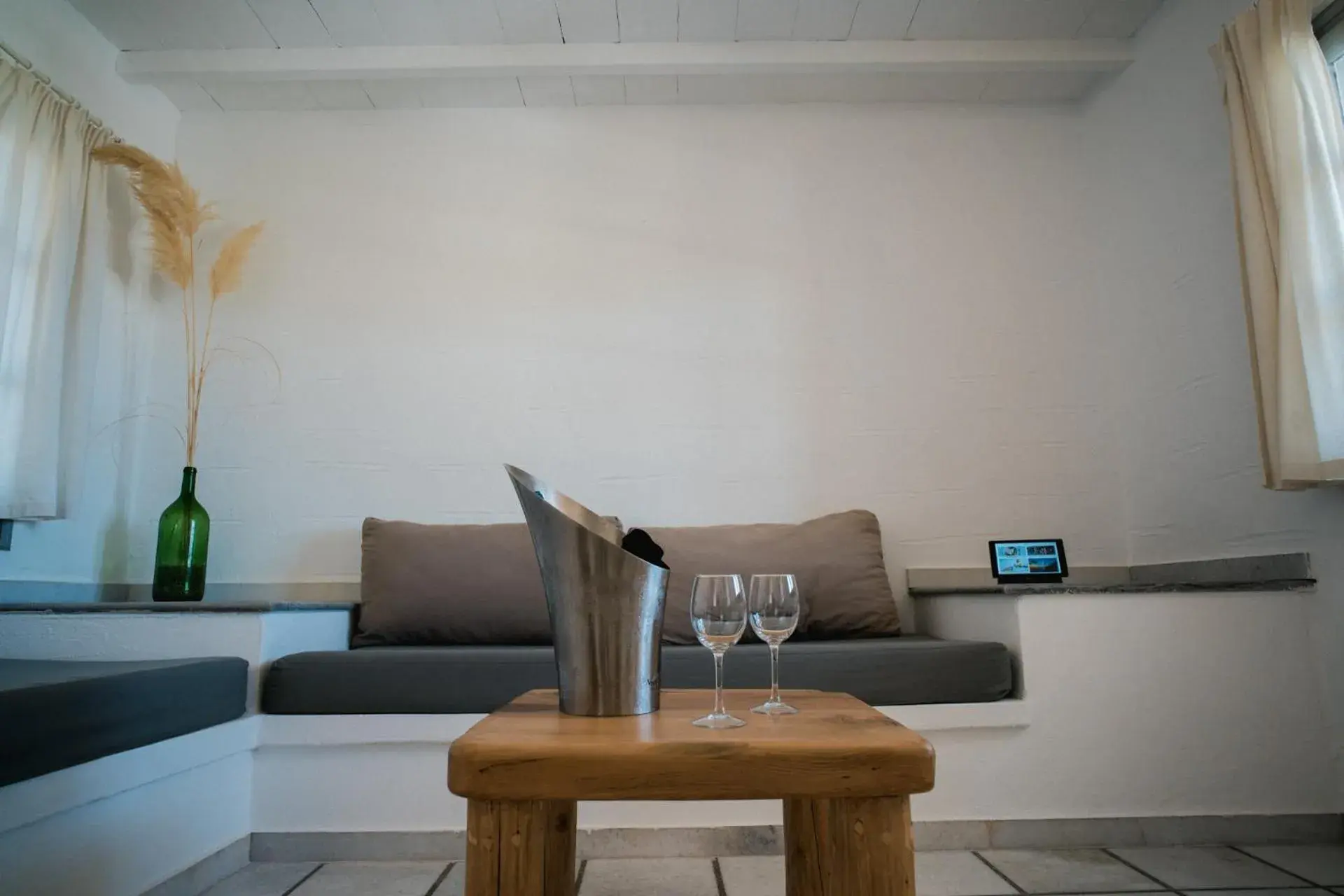 Living room in Soros Beach Antiparos Living room in Soros Beach Antiparos