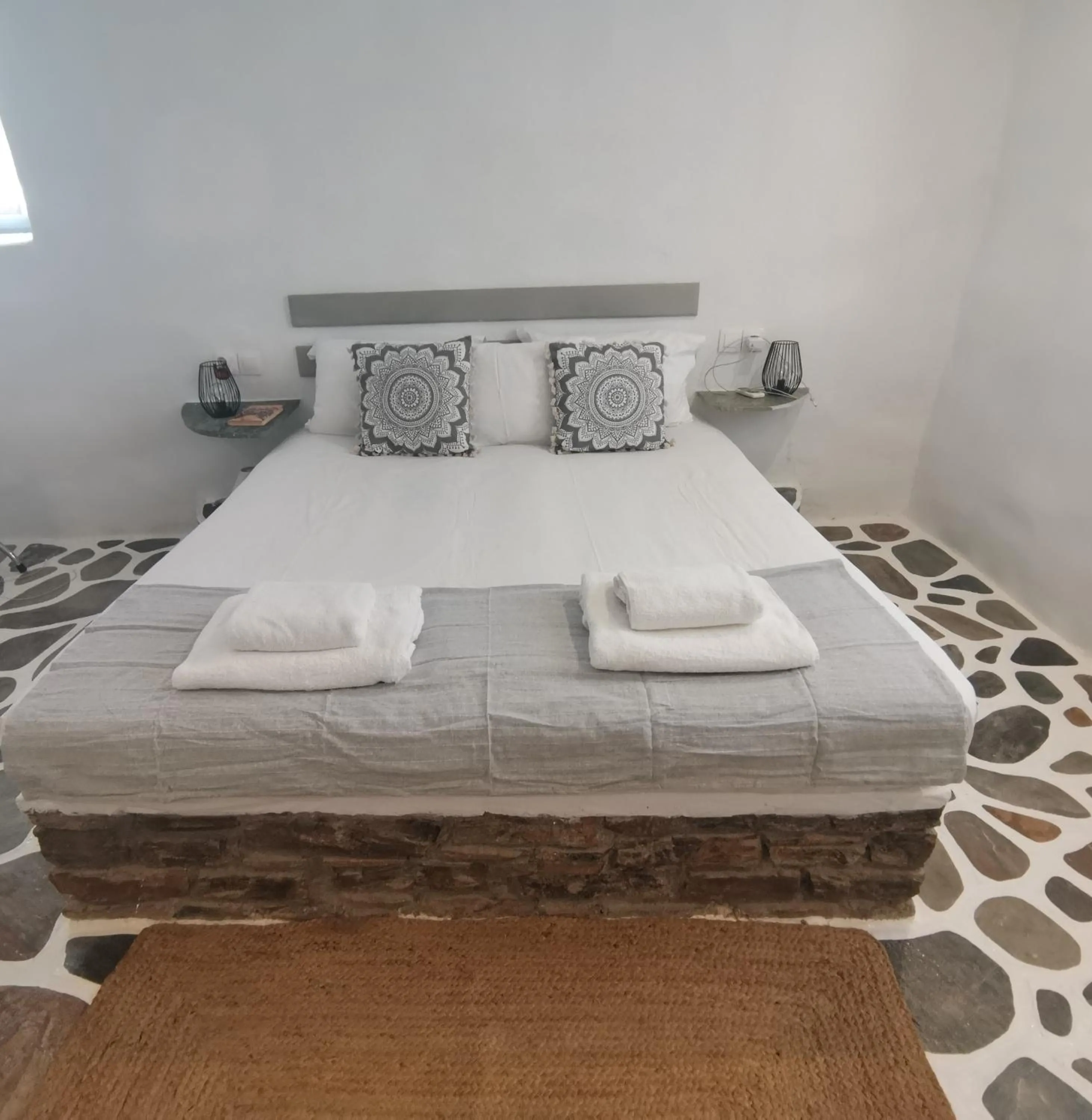 Bed in Soros Beach Antiparos