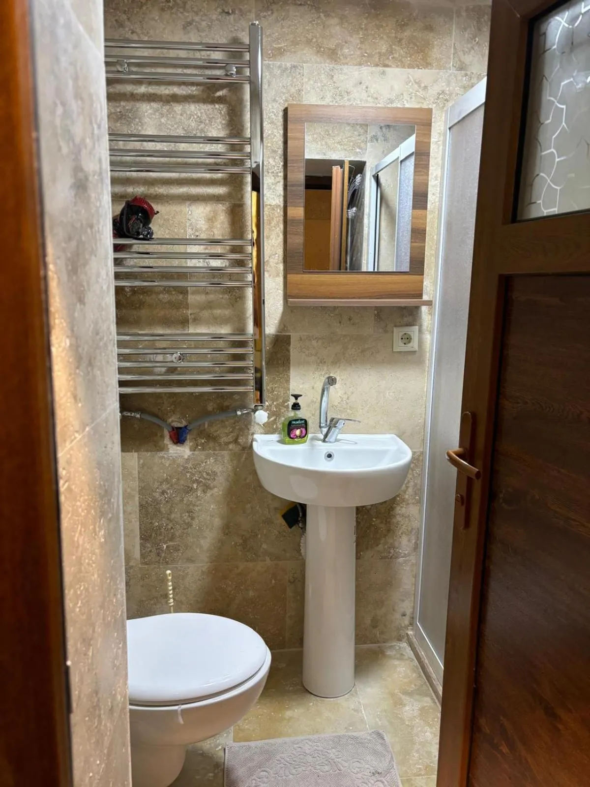 Bathroom in Uluyol Stone House