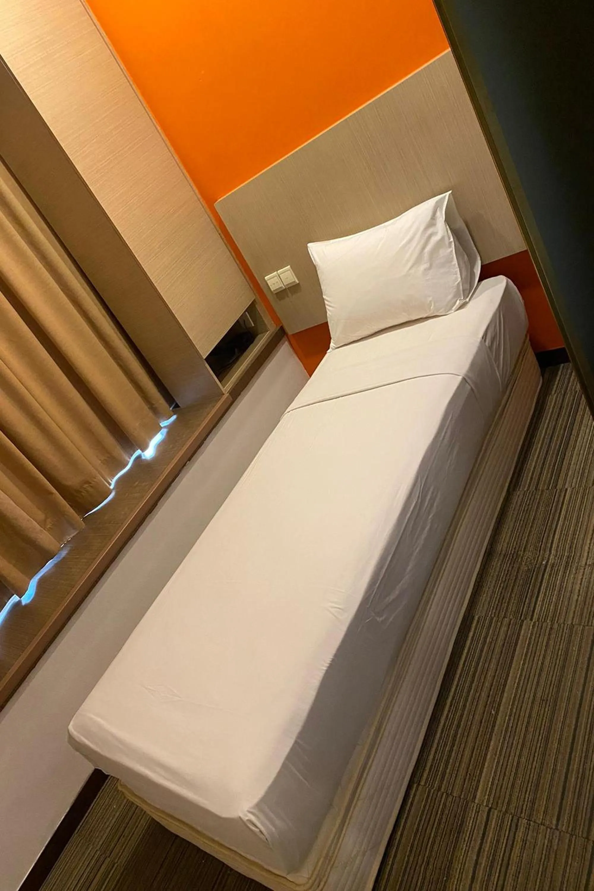 Bed in Philip Hotel Balestier