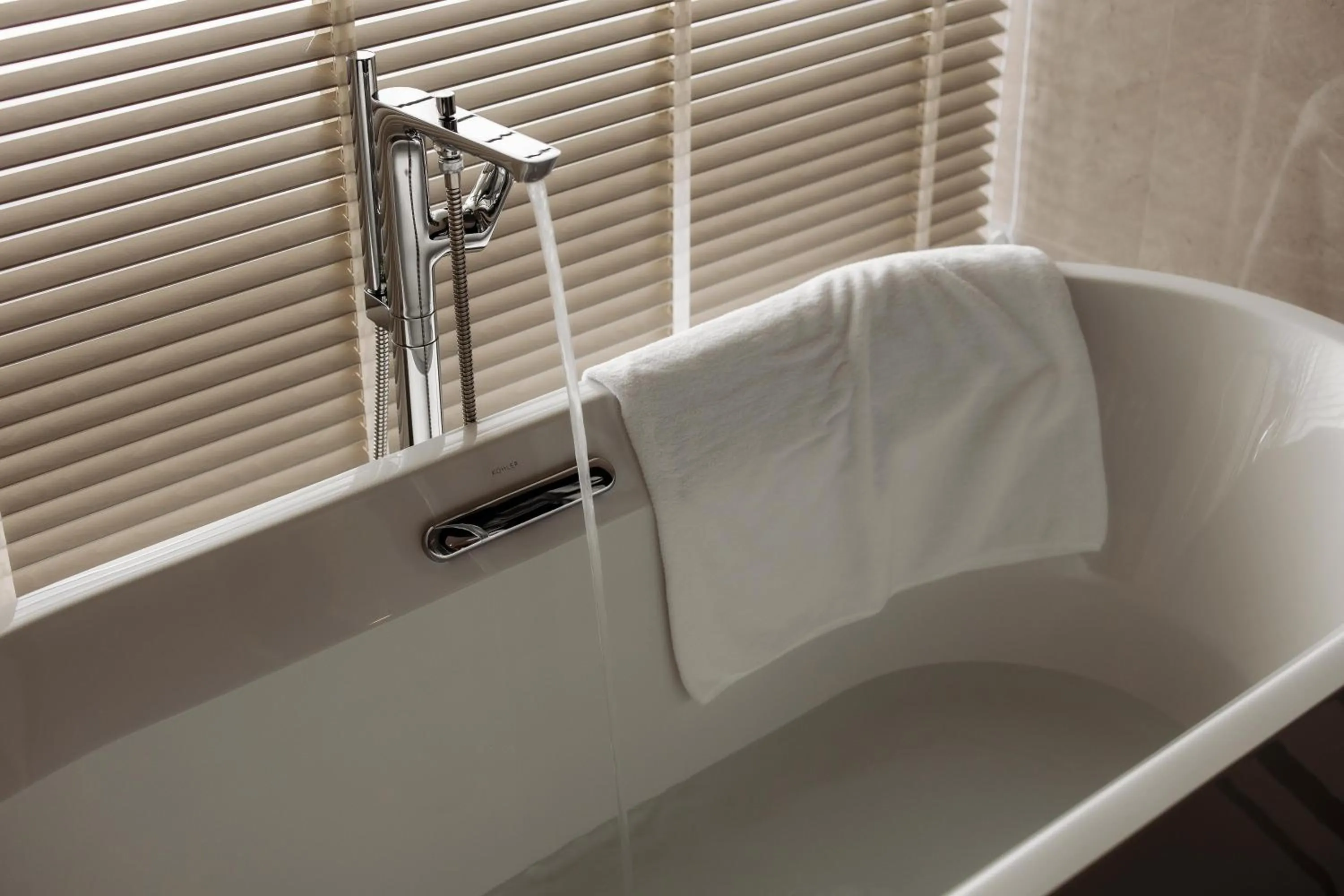 Bathroom in Souphattra Hotel Vientiane