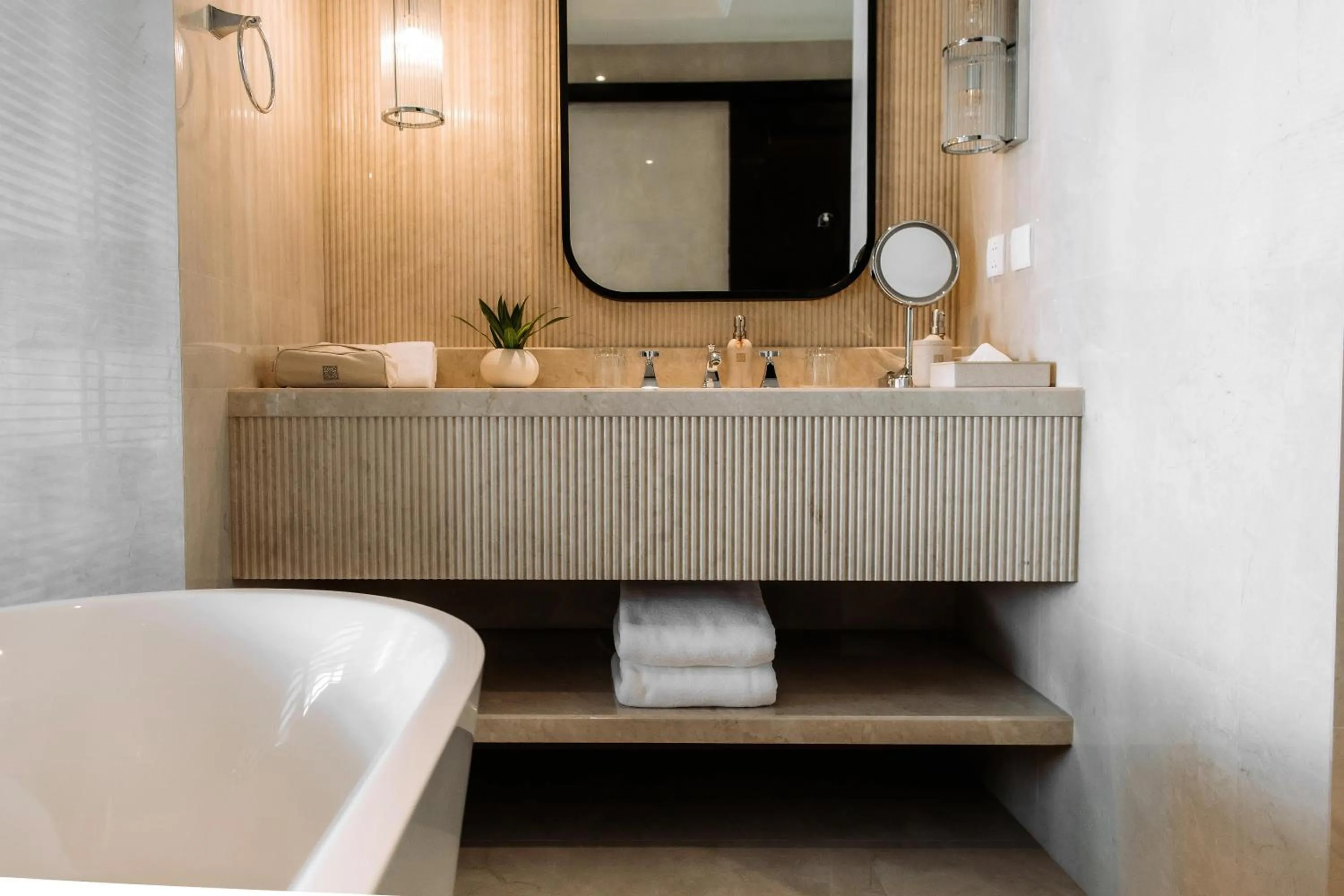 Bathroom in Souphattra Hotel Vientiane