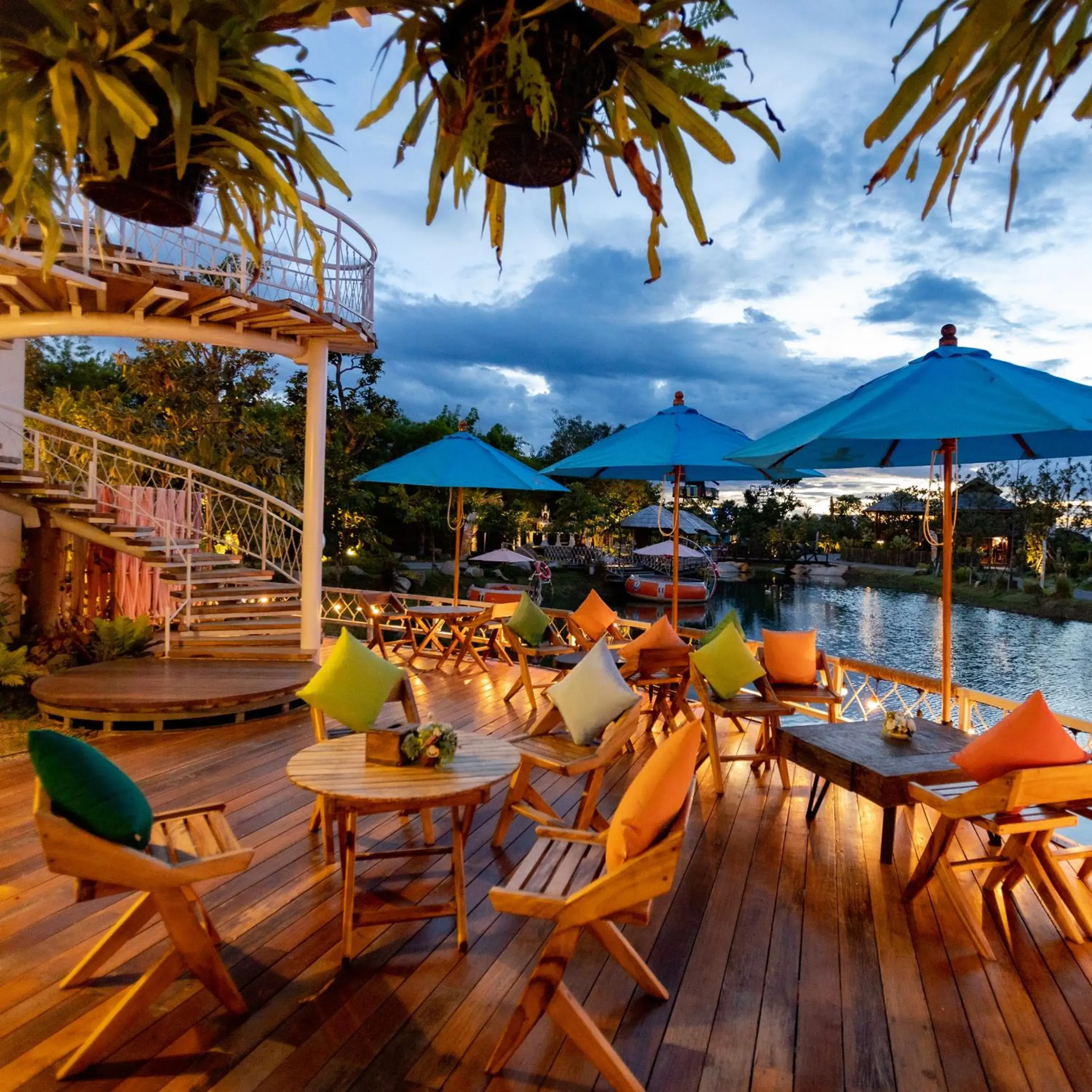 Restaurant/places to eat in Buffalo Island Resort Restaurant/places to eat in Buffalo Island Resort