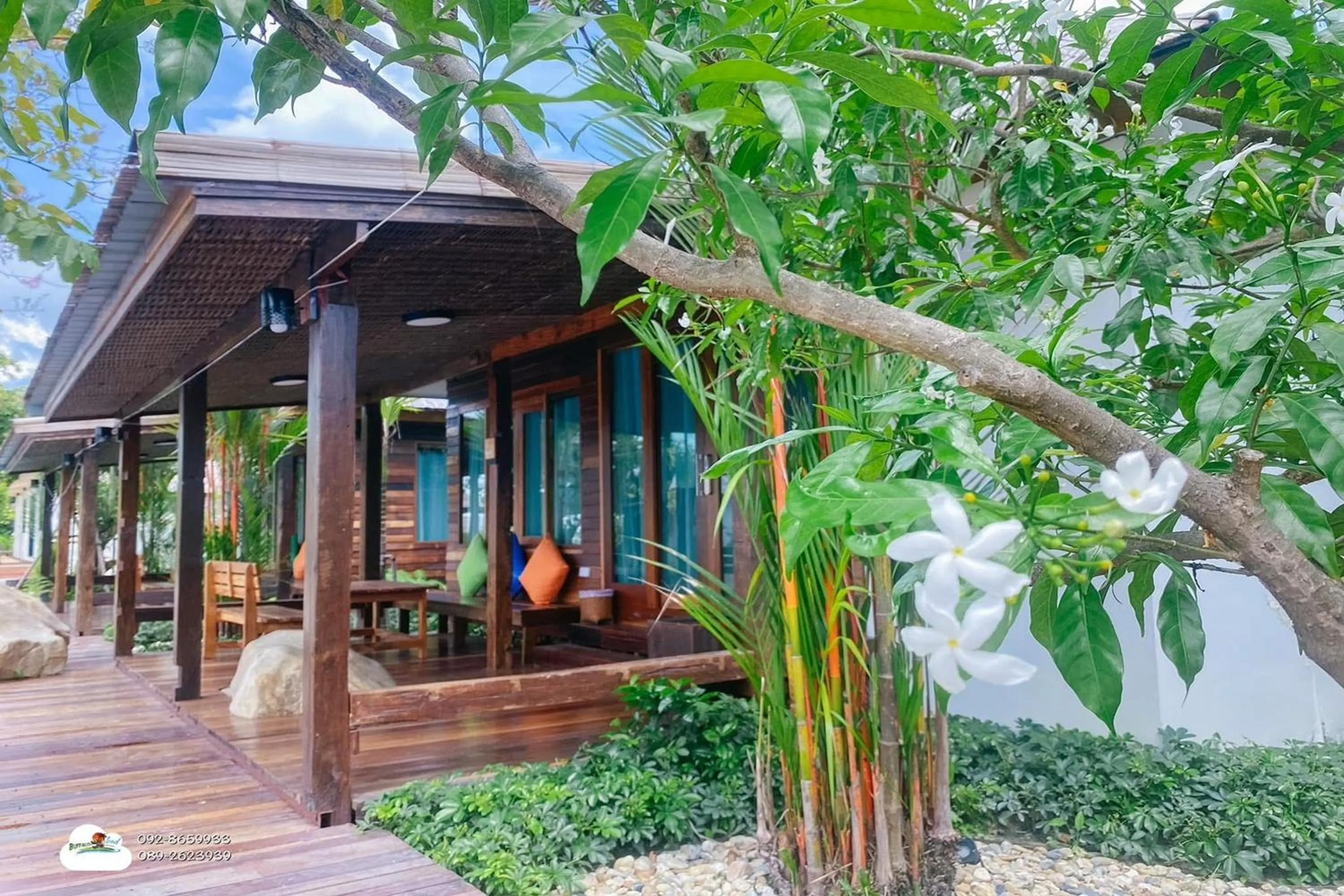 Property building in Buffalo Island Resort