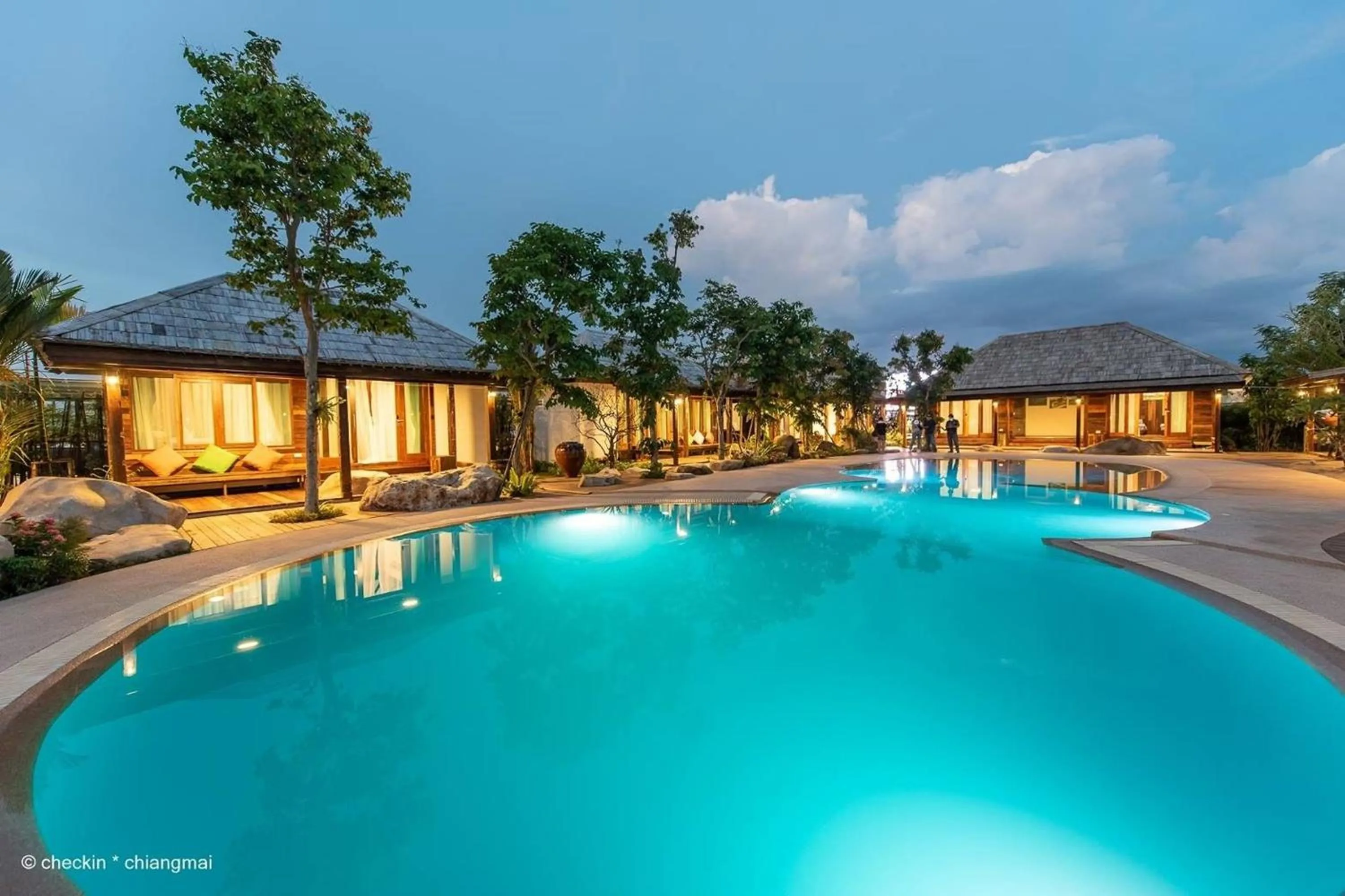 Swimming pool in Buffalo Island Resort