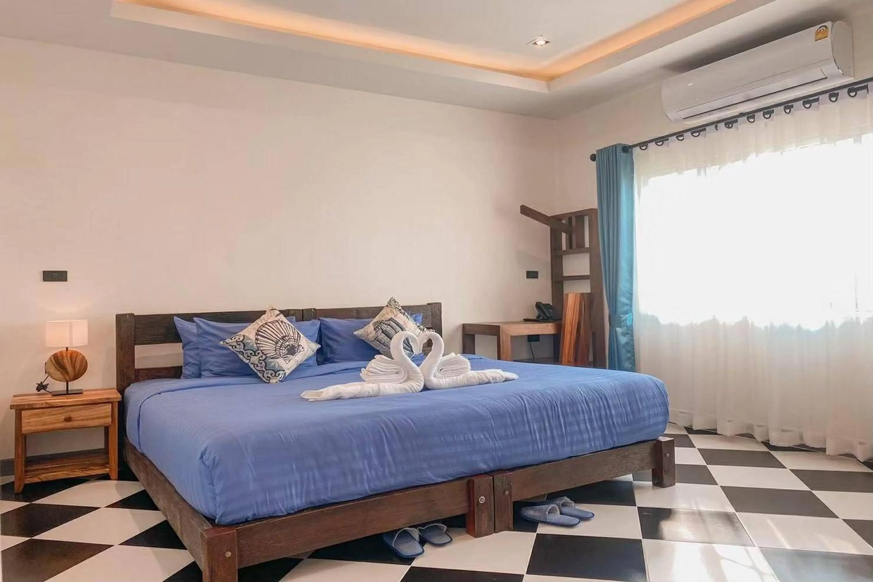 Bed in Buffalo Island Resort