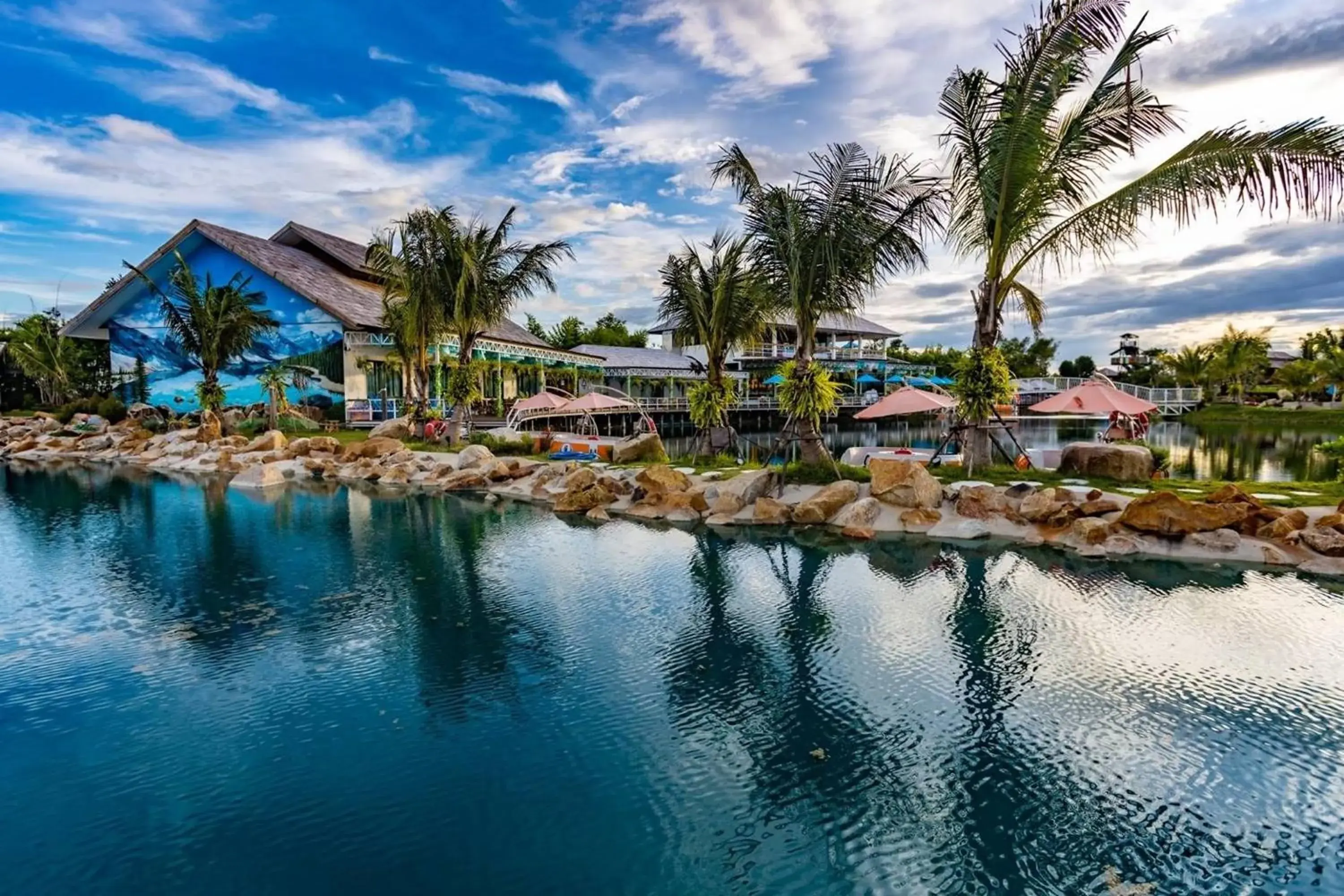 Property building in Buffalo Island Resort Property building in Buffalo Island Resort