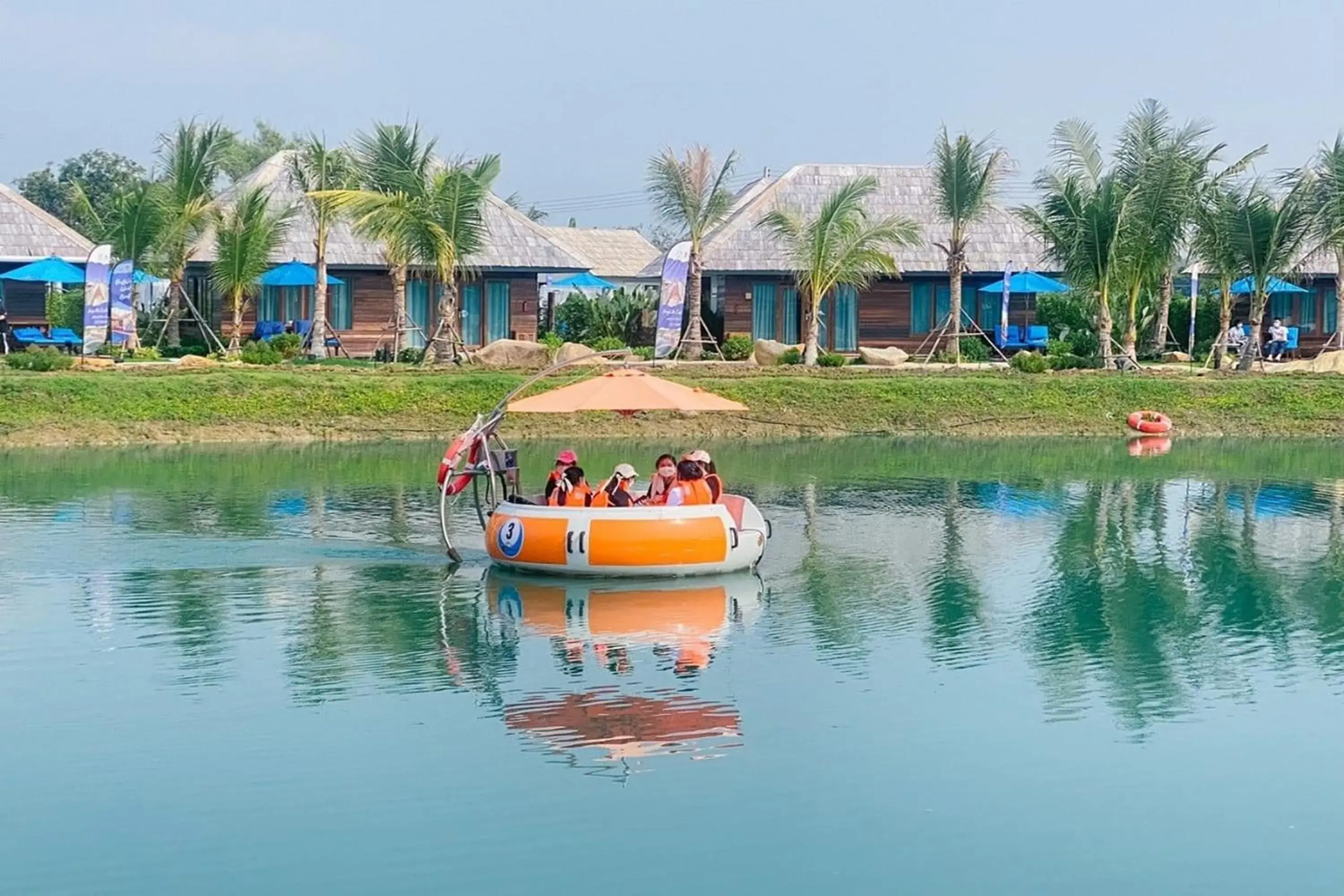 River view in Buffalo Island Resort River view in Buffalo Island Resort
