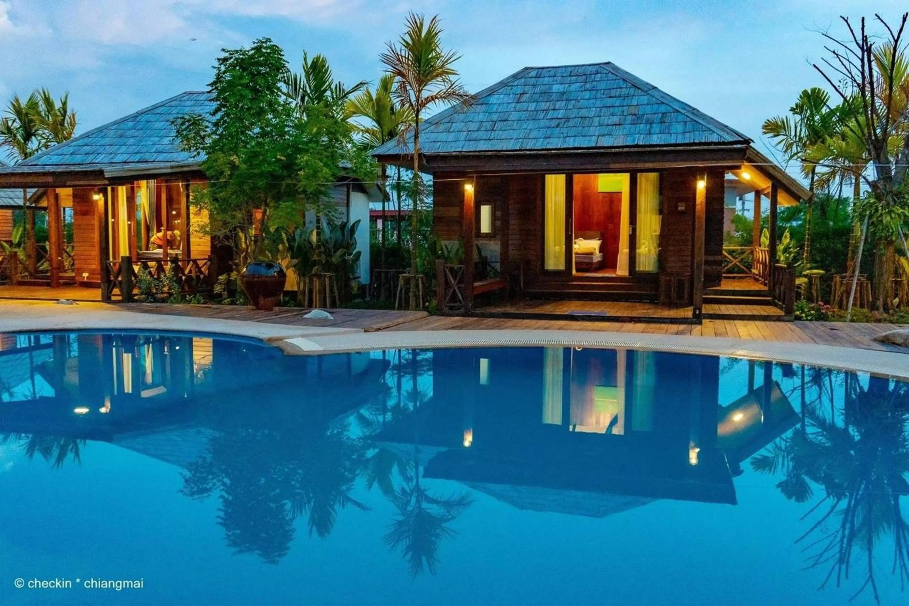 Property building in Buffalo Island Resort