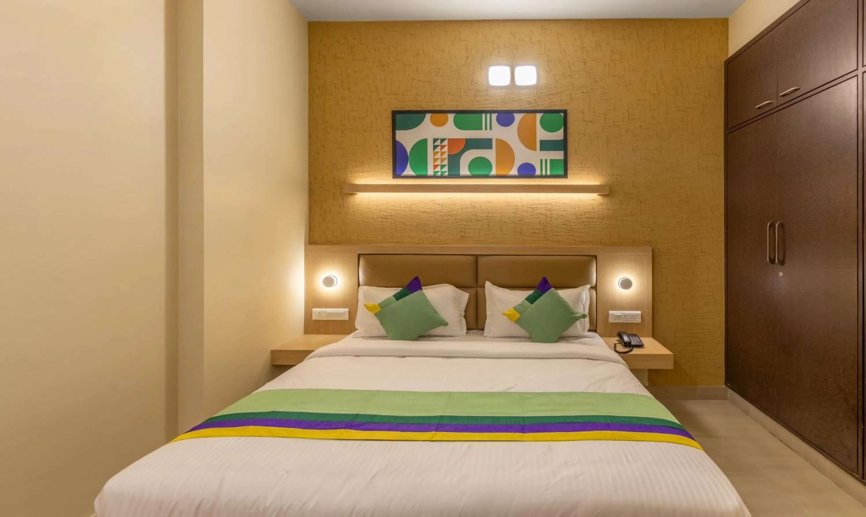 Bedroom, Bed in Treebo Premium Nestlay Rooms Nungambakkam