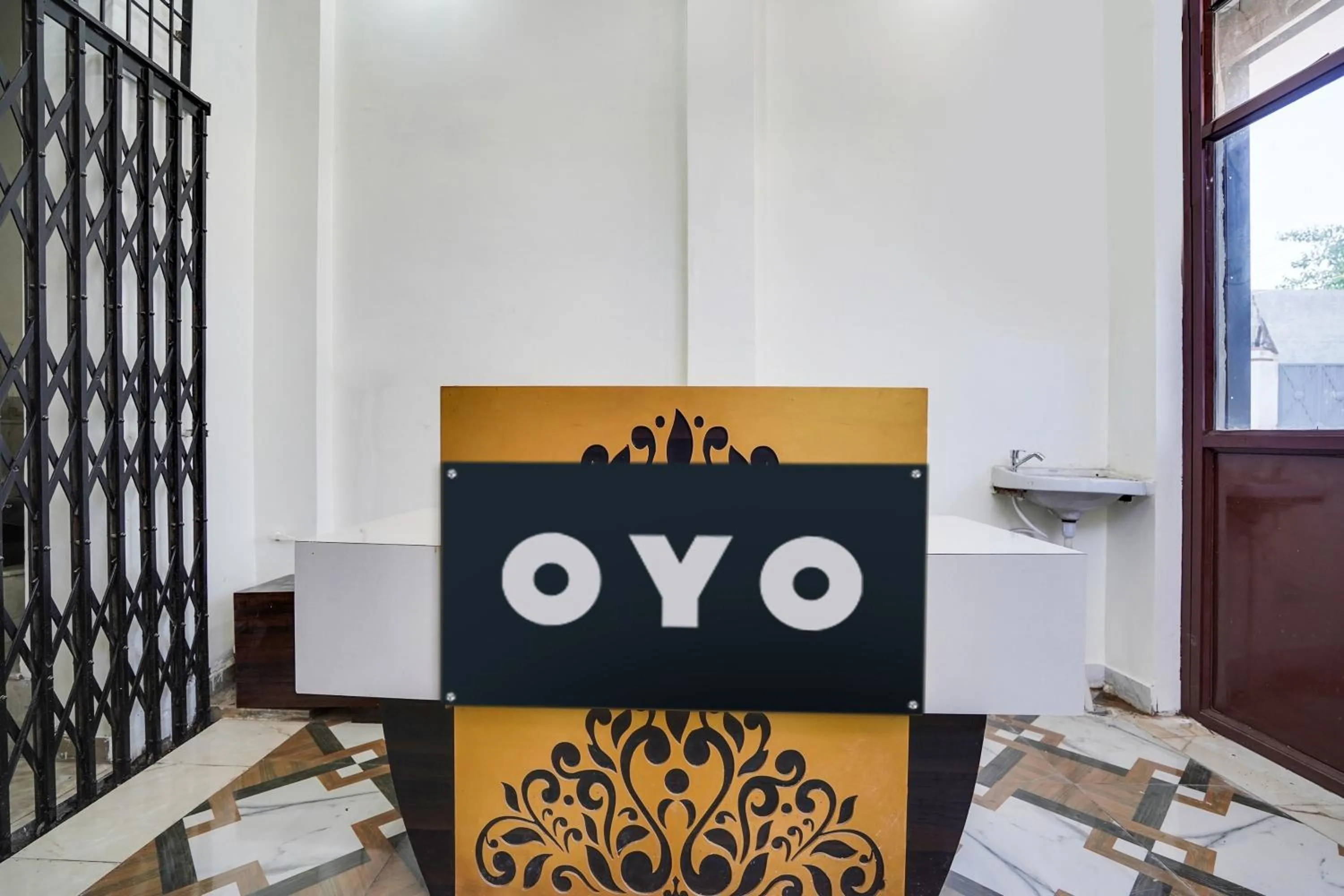 Lobby or reception in Hotel O The Moon