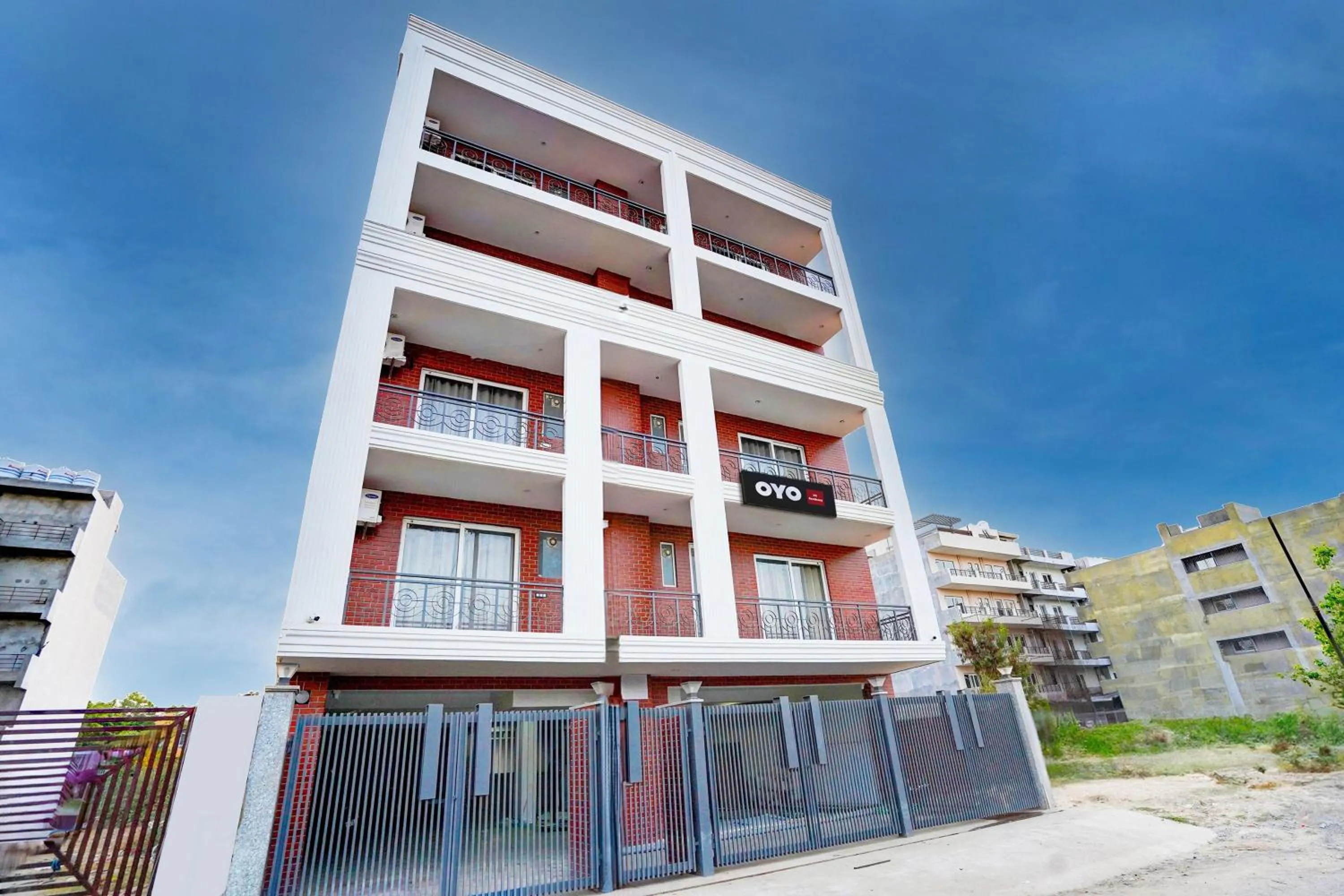 Facade/entrance in HOTEL O RV HOMES