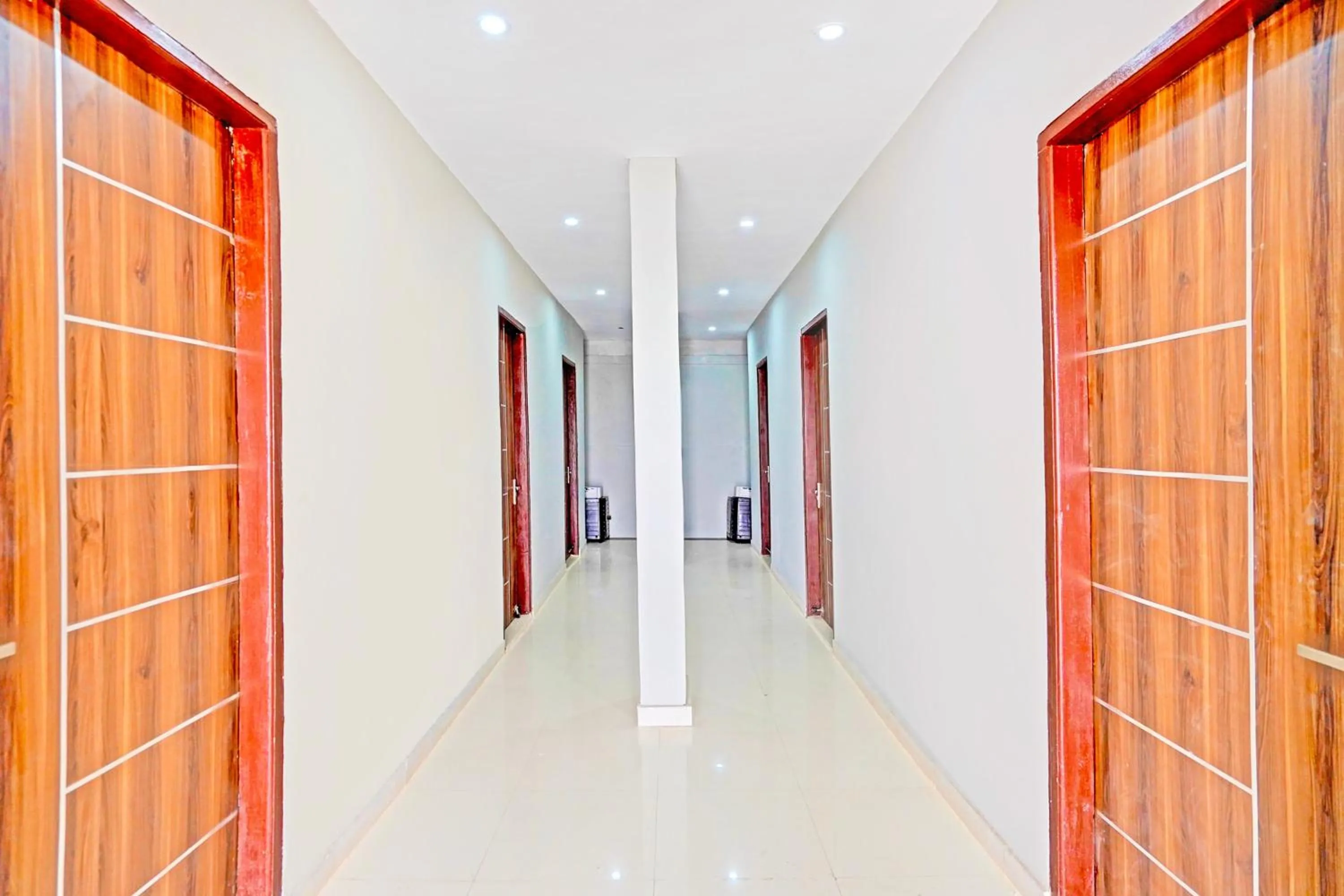 Lobby or reception in Super Hotel O Shree Jee Inn Guest House