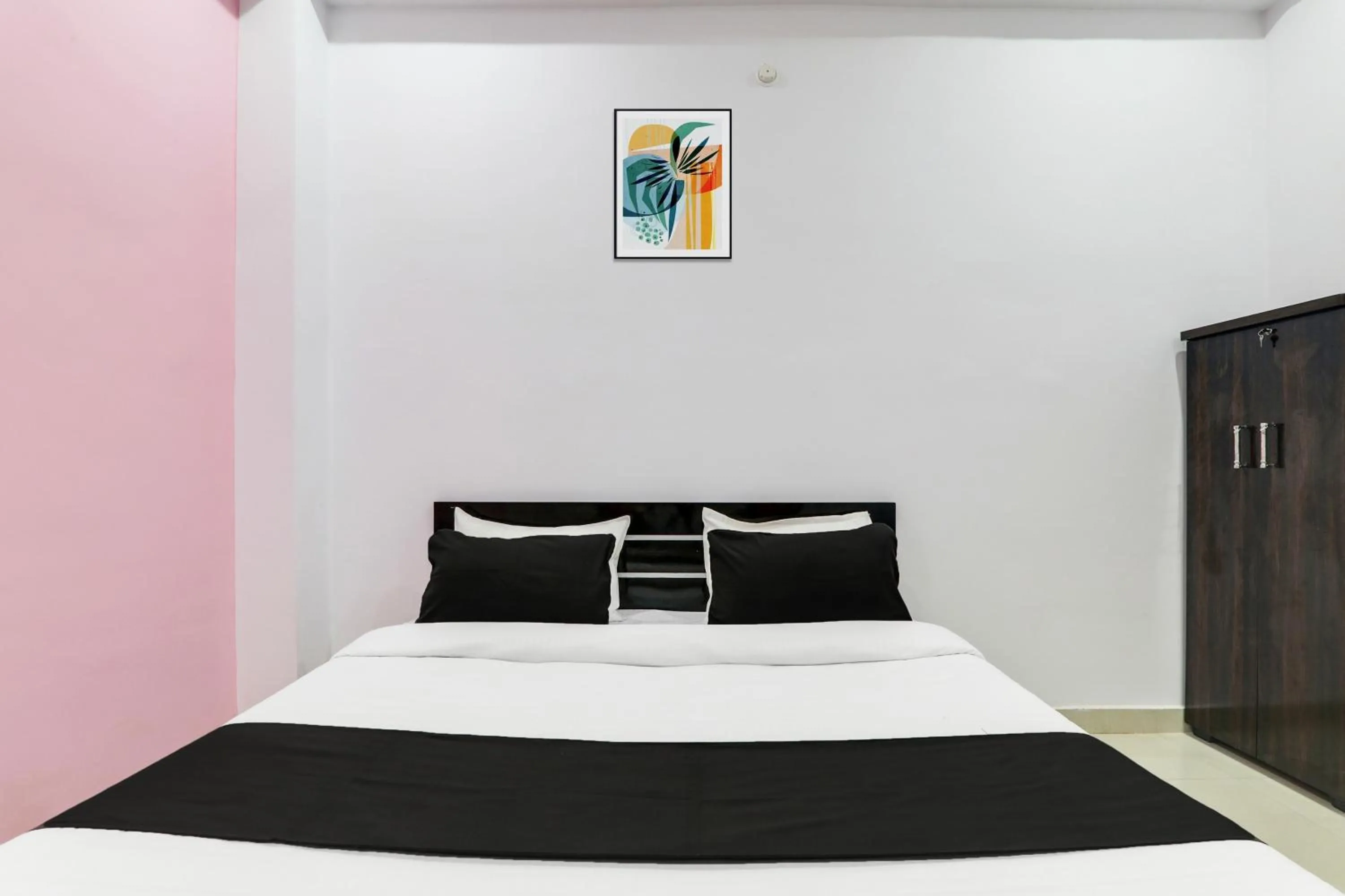 Hotel O Krishna