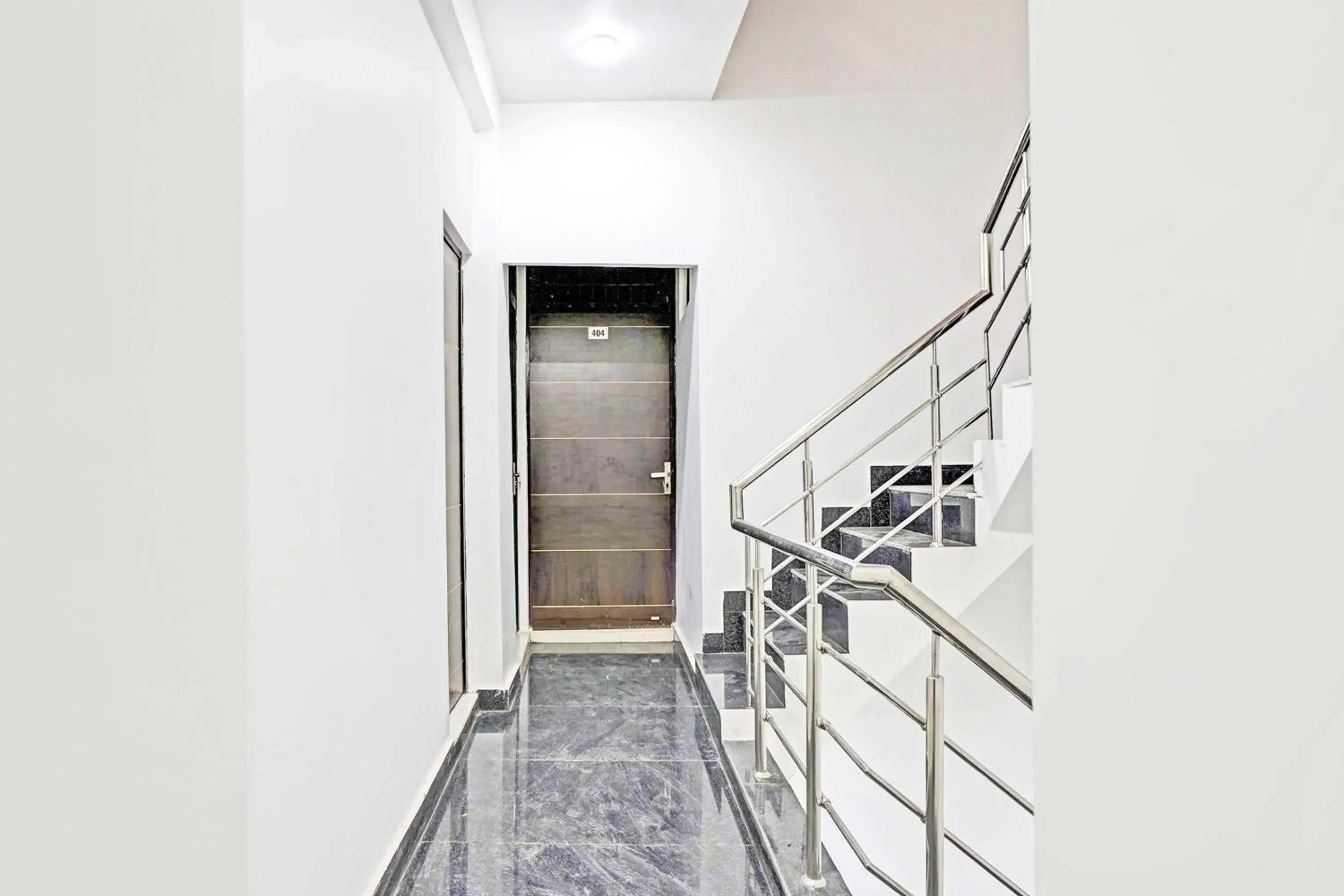 Lobby or reception in Hotel O Rooftop Castle Lobby or reception in Hotel O Rooftop Castle