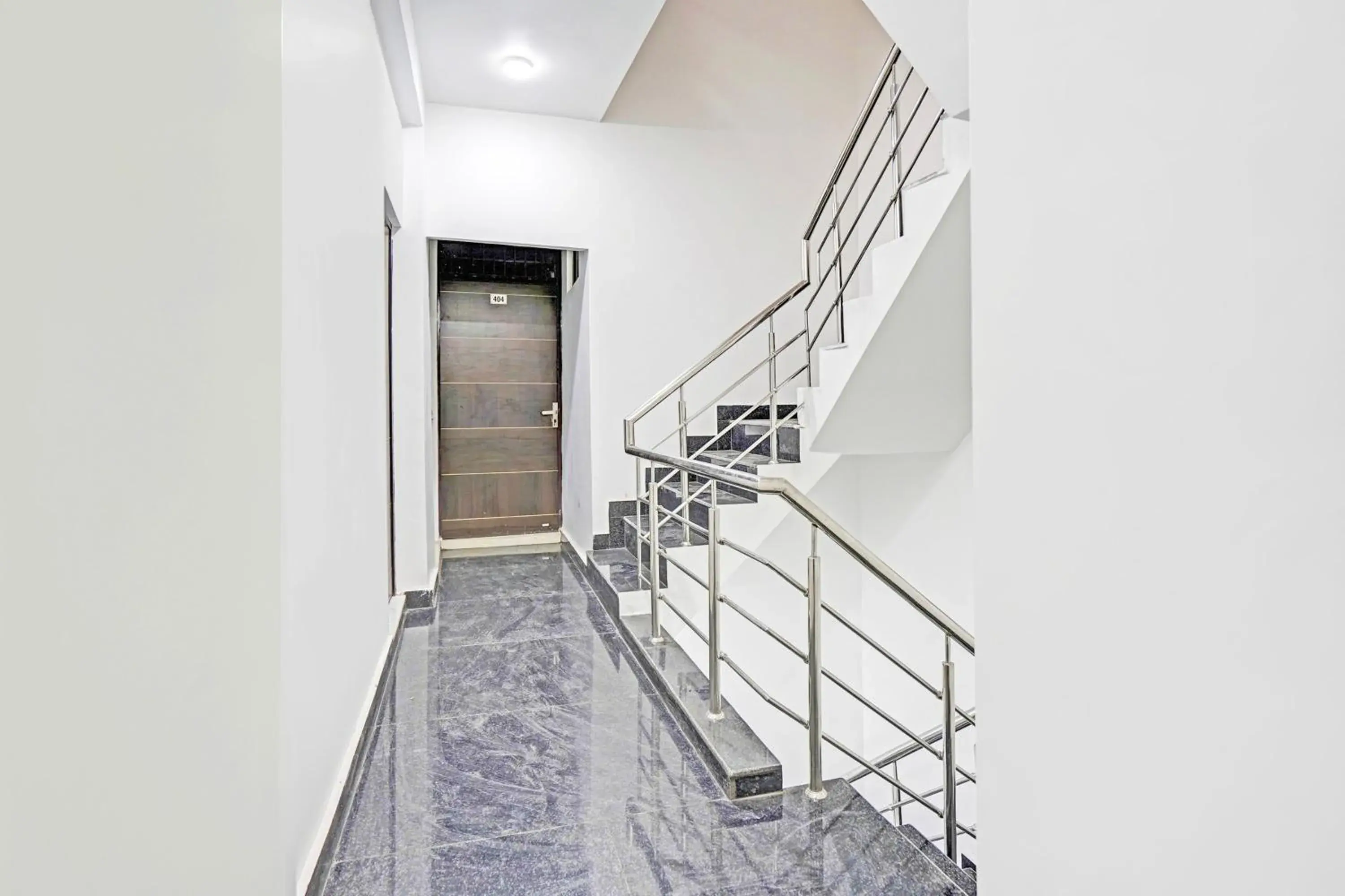 Lobby or reception in Hotel O Rooftop Castle Lobby or reception in Hotel O Rooftop Castle